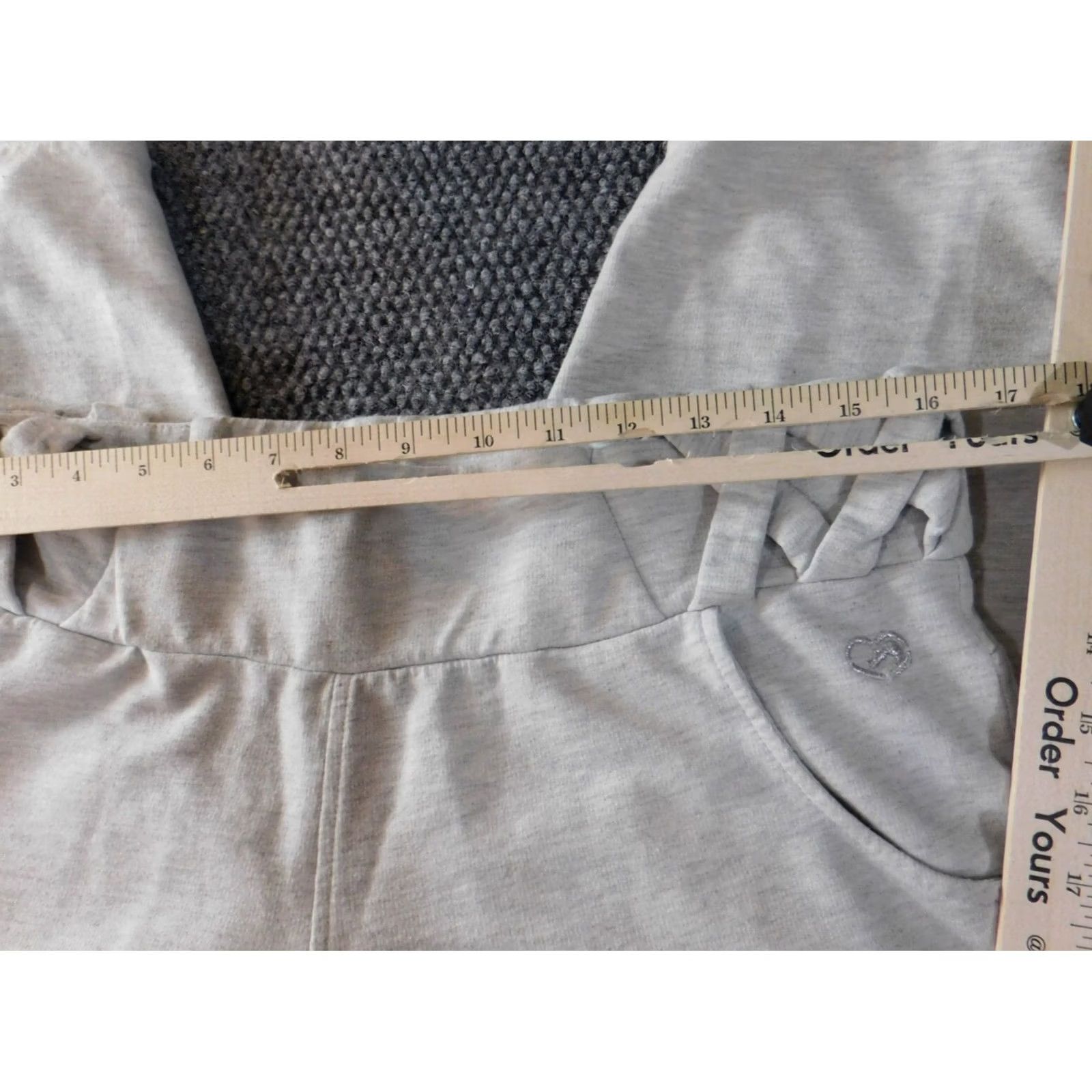 Vintage Ecko Red Womens Capri Pants L Gray Stretch Regular Waist 32 Inseam 17 Best Casual Knit Cotton Polyester Size 24" / US 00 / IT 34 - 2 Thumbnail