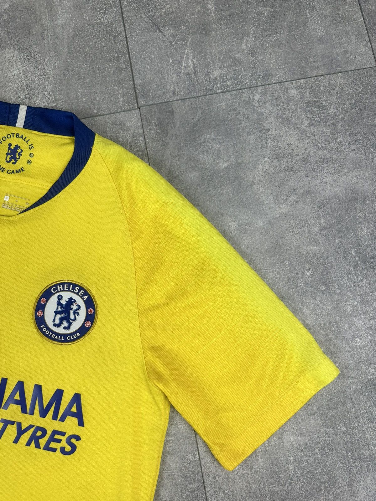 Nike Nike Chelsea 2018/19 Away Soccer Jersey 919008-720 Size US S / EU 44-46 / 1 - 7 Thumbnail