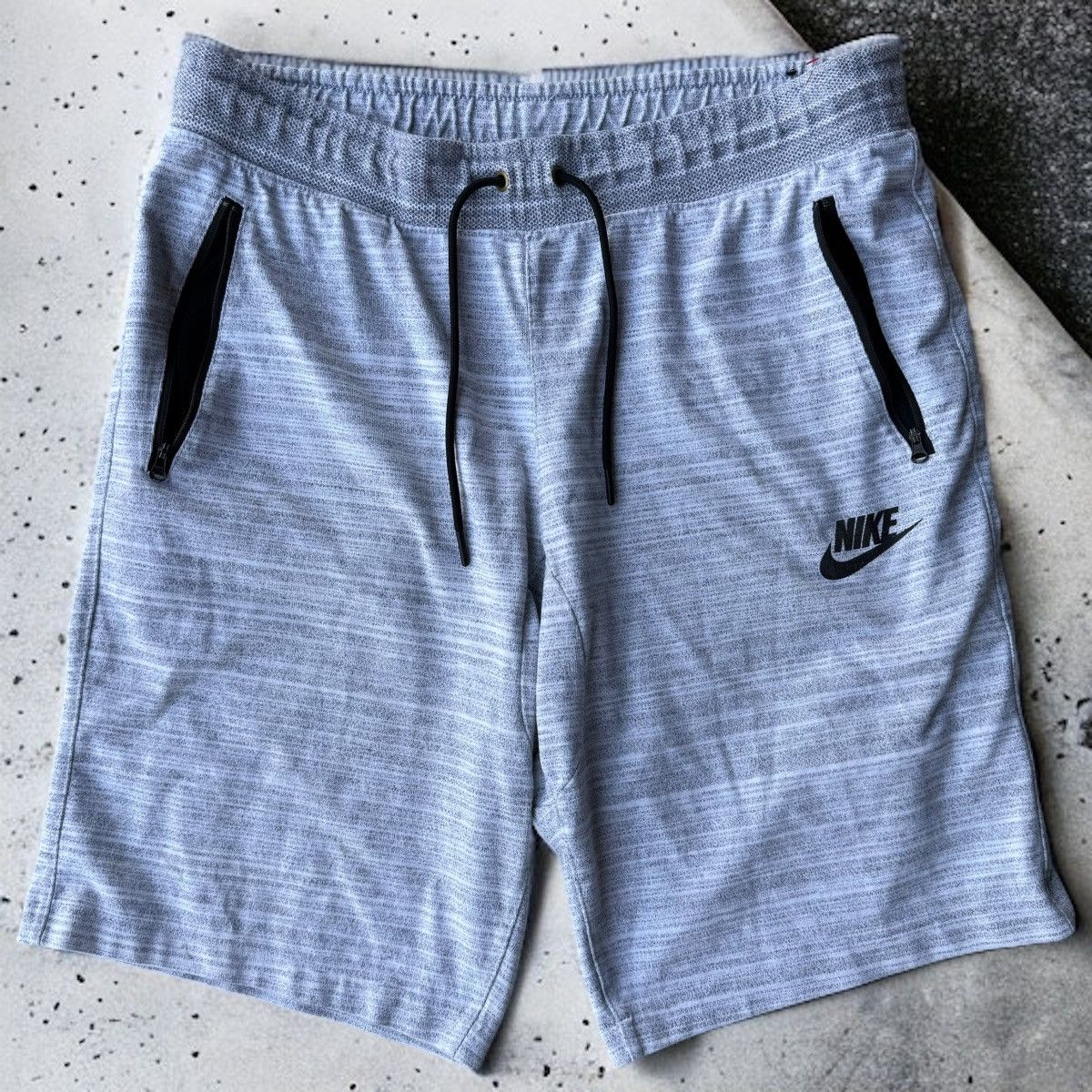 Japanese Brand × Nike Nike Tech Fleece Loose Gray Gym Shorts Knitted Advanced Size US 34 / EU 50 - 2 Thumbnail
