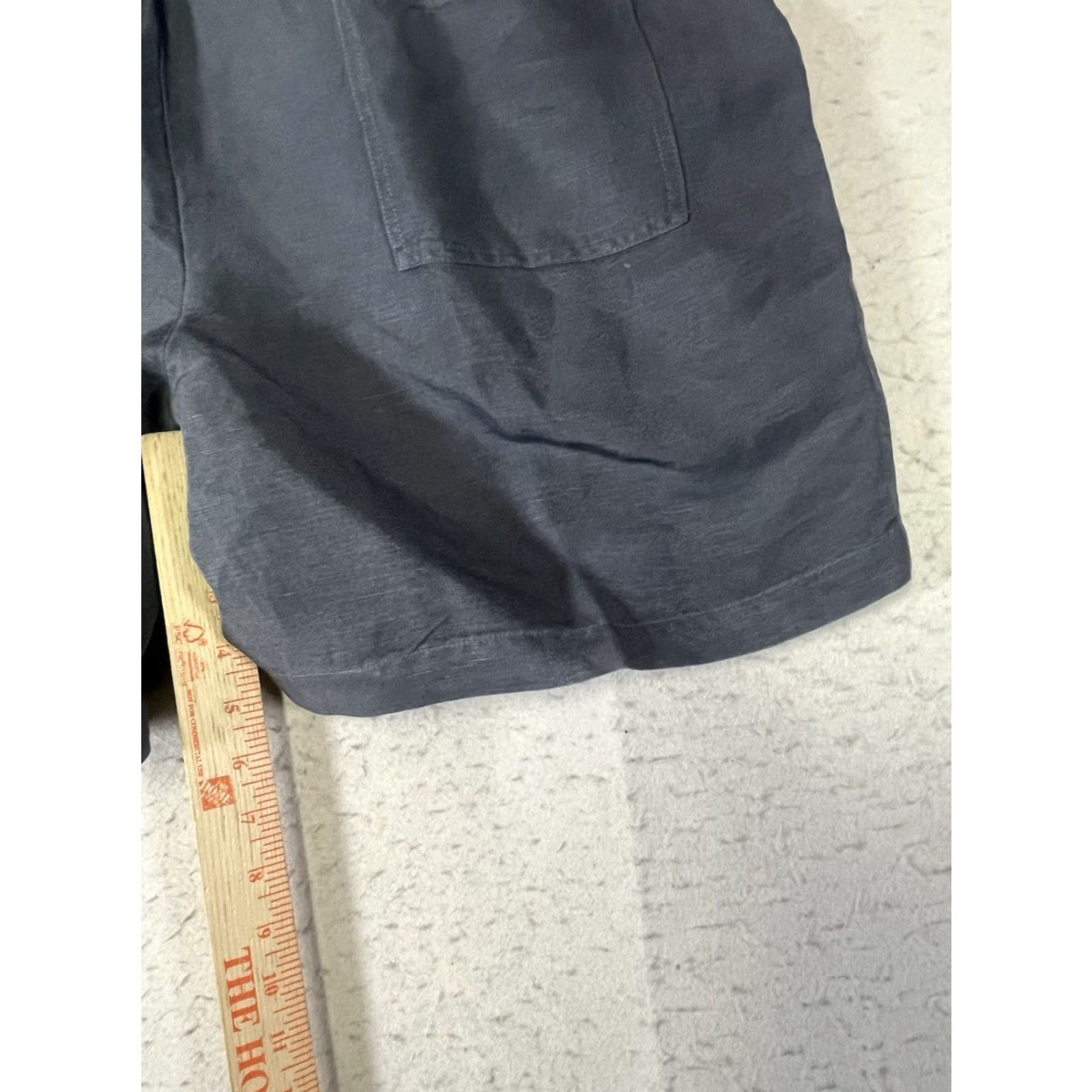 Cubavera **Cubavera Mens Linen-Blend Drawstring Elastic Gray Casual Shorts Size XL** User: **Cubavera Mens Linen-Blend Drawstring Gray Casual Shorts Size XL** Size US 36 / EU 52 - 5 Thumbnail