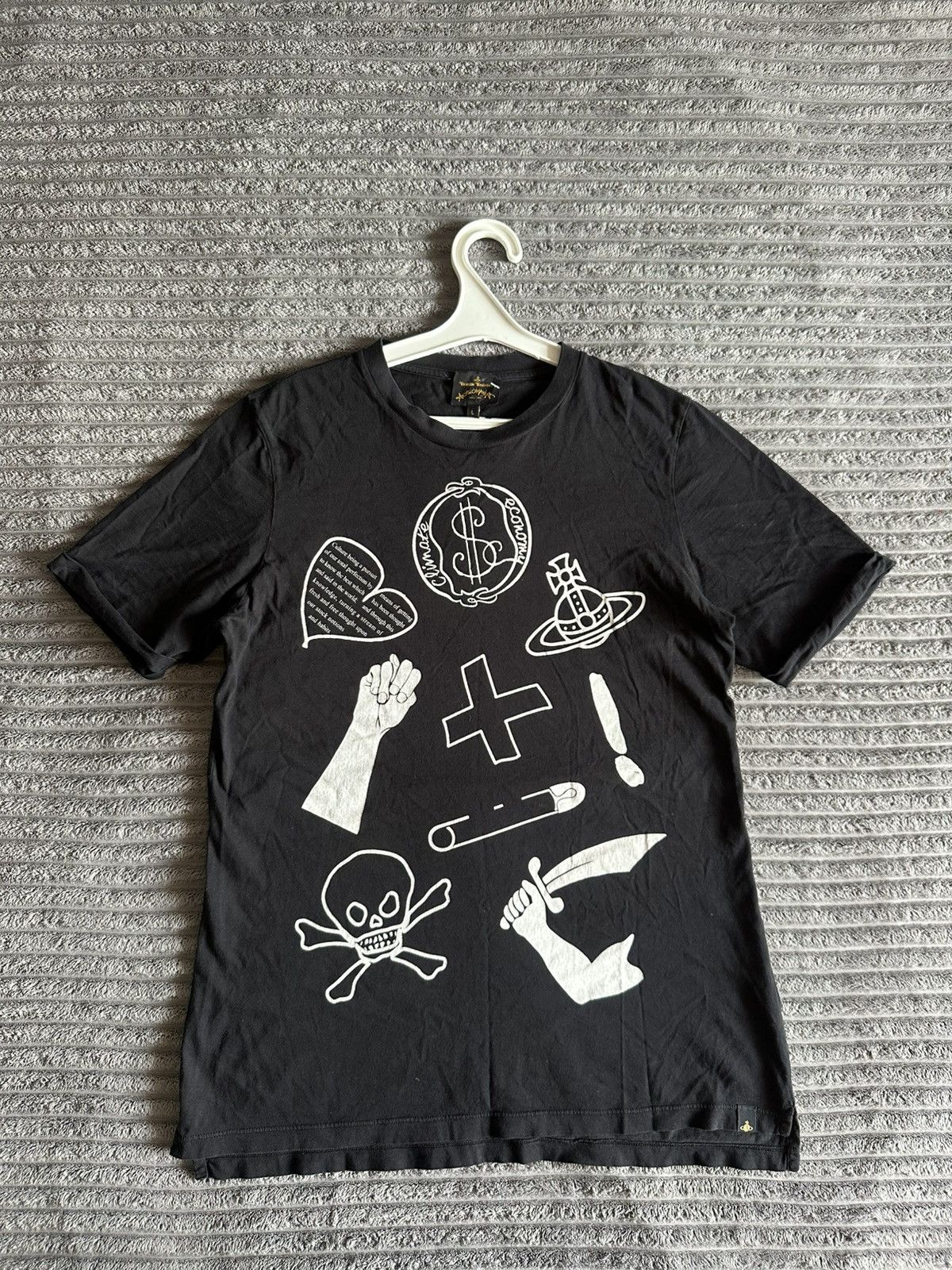 Vivienne Westwood Graffiti Orb Over Sized T-Shirt Size XL | eBay