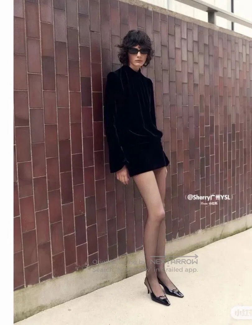Saint Laurent Paris Saint Laurent Black Velvet Dress. Size S / US 4 / IT 40 - 9 Thumbnail
