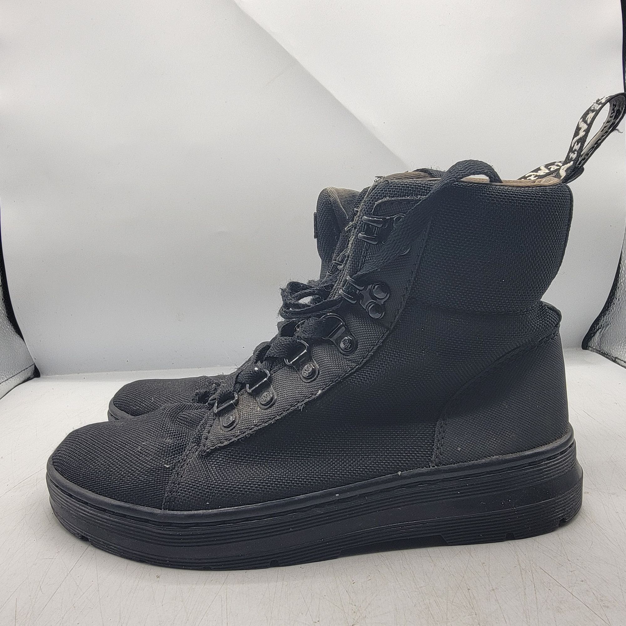 Dr. Martens Dr. Martens Combs Boots Womens 6 Triple Black Casual Walking Size US 6 / IT 36 - 14 Thumbnail