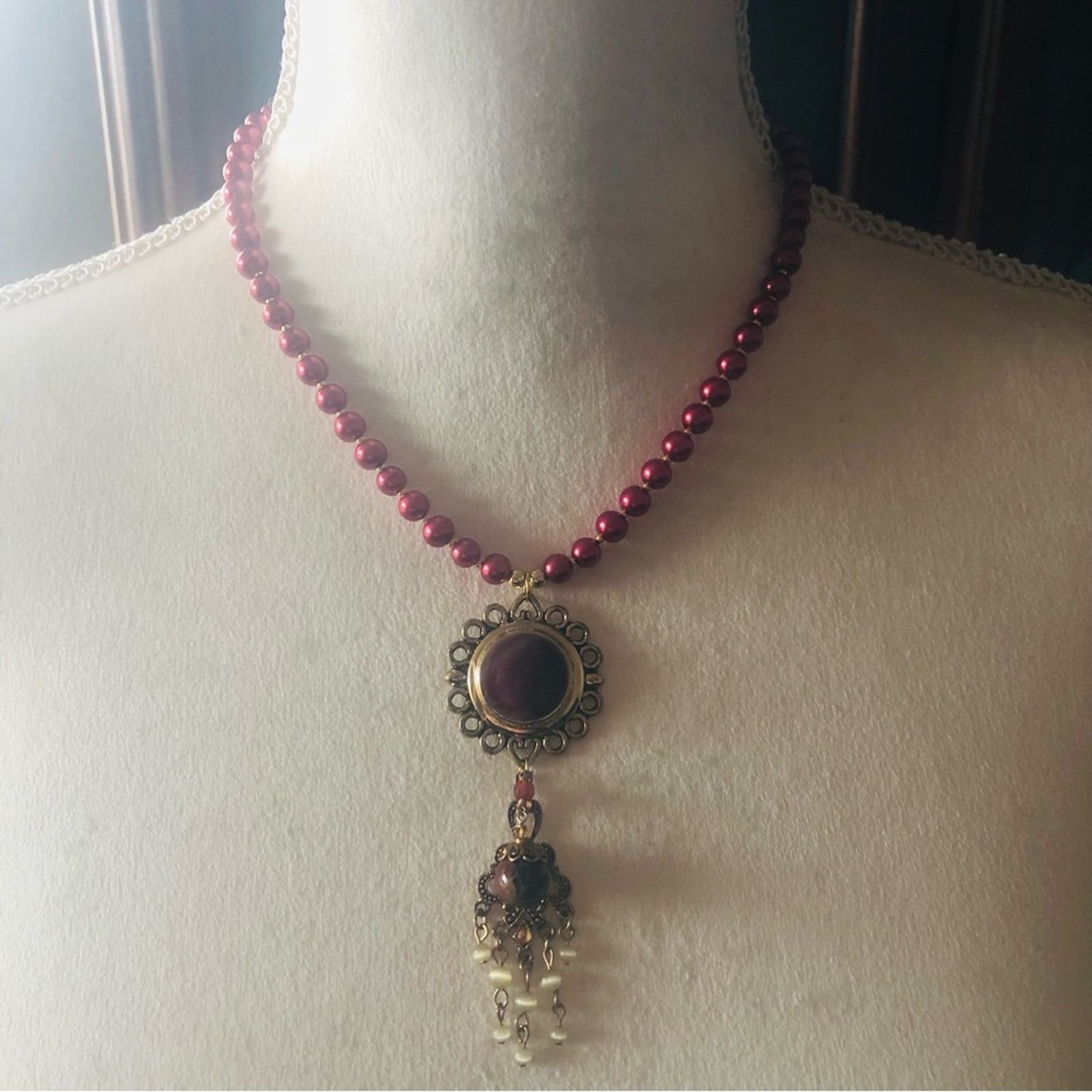 Handmade Handcrafted repurpose sunburst chandelier Pearl necklace Size ONE SIZE - 2 Thumbnail