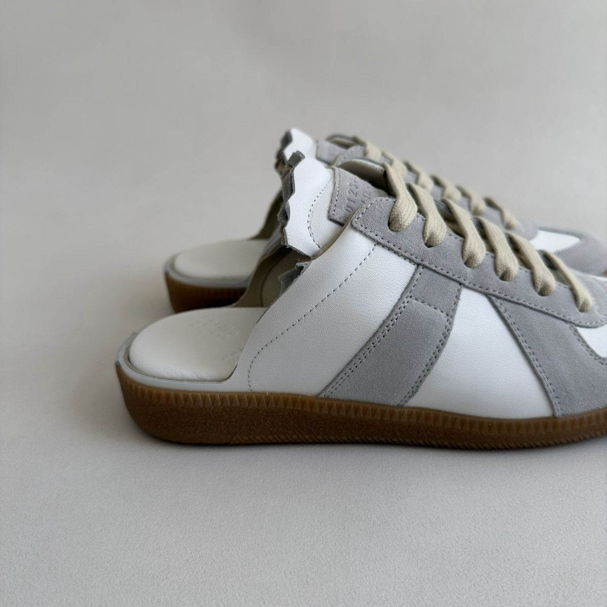 Maison Margiela S/S 21 White Leather ‘Mule’ GAT Sneakers Size US 8.5 / IT 38.5 - 12 Thumbnail