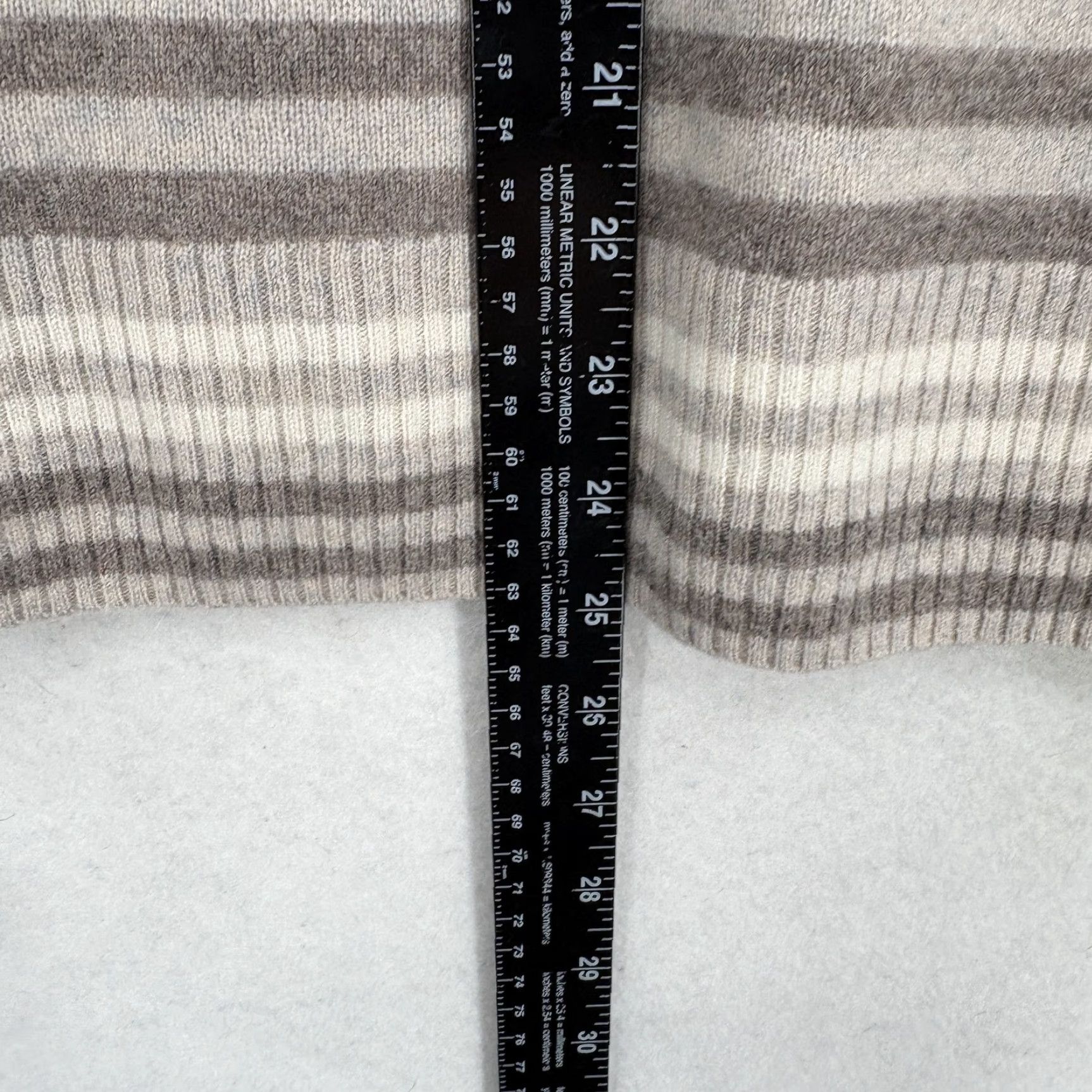 Vintage Max Studio Sweater Womens Medium Gray Stripe Mock Neck 100% Cashmere Knit Cozy Size M / US 6-8 / IT 42-44 - 6 Thumbnail