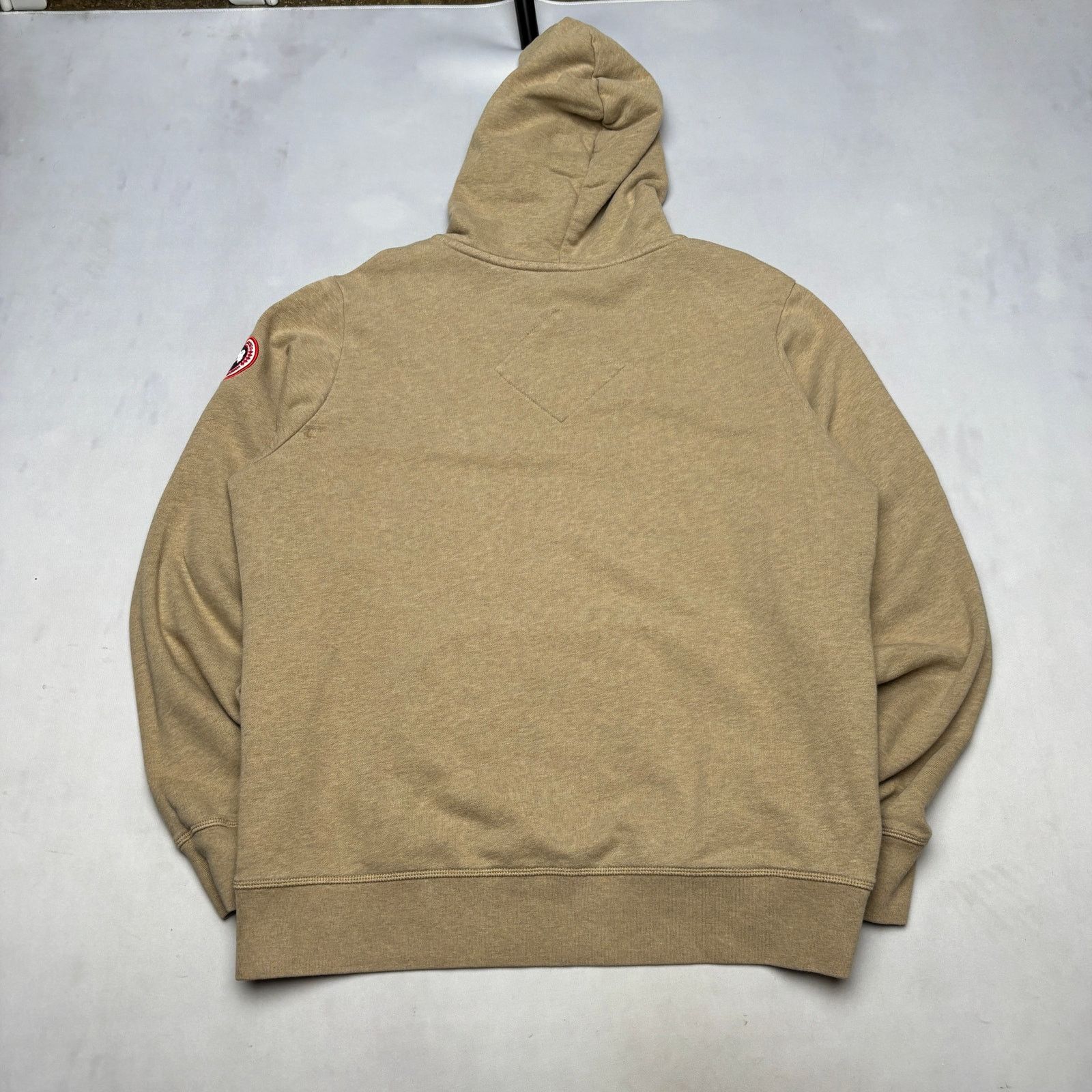 Canada Goose Canada Goose Arctic Logo Patch Hoodie Large Made in Italy Size US L / EU 52-54 / 3 - 4 Thumbnail