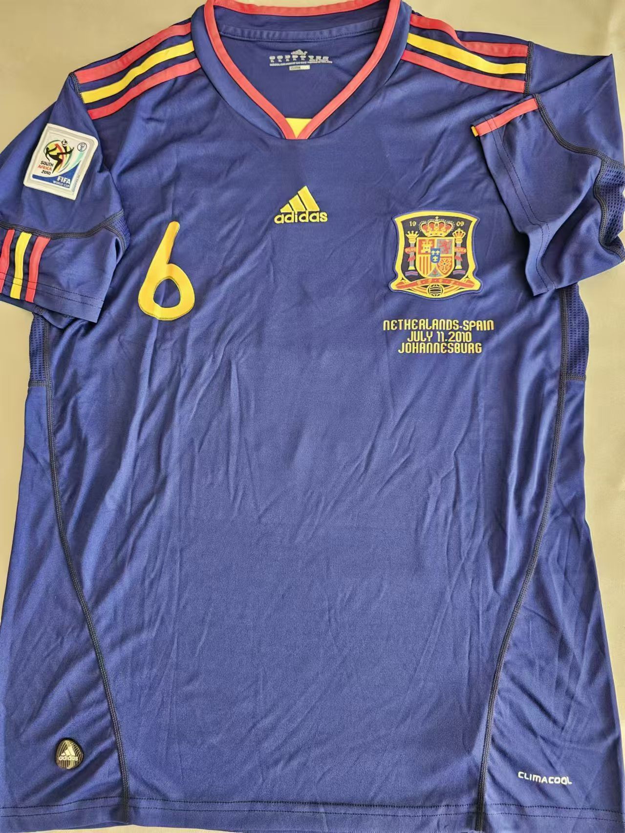 Other 2010 World Cup Spain #6 Andres Iniesta Jersey Size US XL / EU 56 / 4 - 2 Thumbnail