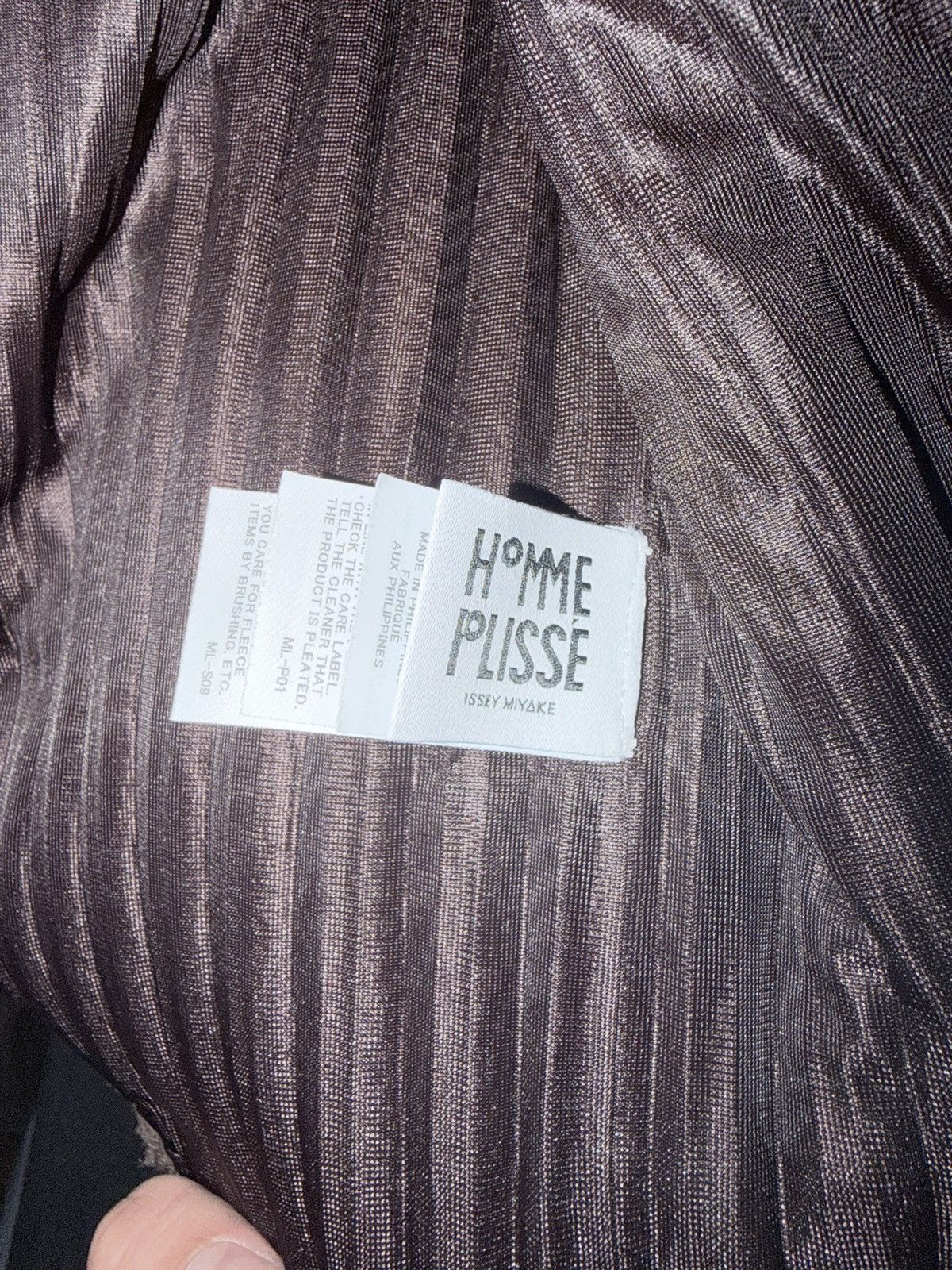 Homme Plisse Issey Miyake HOMME PLISSÉ ISSEY MIYAKE Fleece Pleats Vest in Brown Size US M / EU 48-50 / 2 - 4 Thumbnail