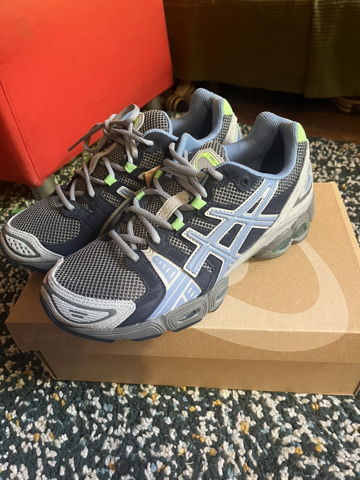 Asics Asics Gel-Nimbus 9 Size US 9.5 / EU 42-43 - 1 Thumbnail