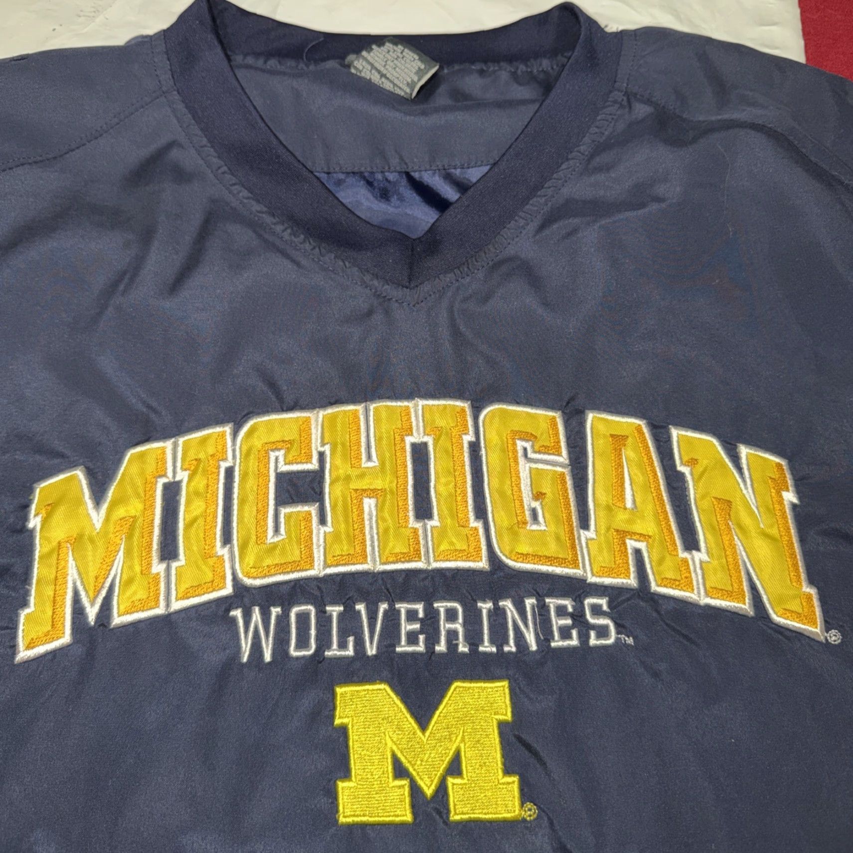 Vintage VINTAGE Michigan Wolverines BLUE YELLOW Windbreaker Jacket XL MEN’S V NECK Pro Edge Wool? Size US XL / EU 56 / 4 - 6 Thumbnail