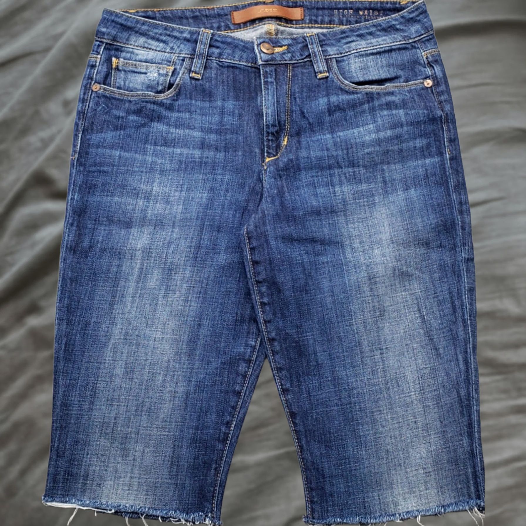 Vintage Joe's Bermuda Shorts Womens 28 Blue Denim High Waist Flare Outdoor Size 28" / US 6 / IT 42 - 1 Thumbnail