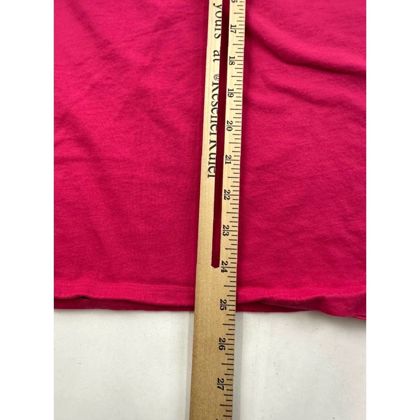 Nike Nike Shirt Womens Small Red Short Sleeve Front Mini Logo Sportswear Club Tee Size S / US 4 / IT 40 - 5 Thumbnail