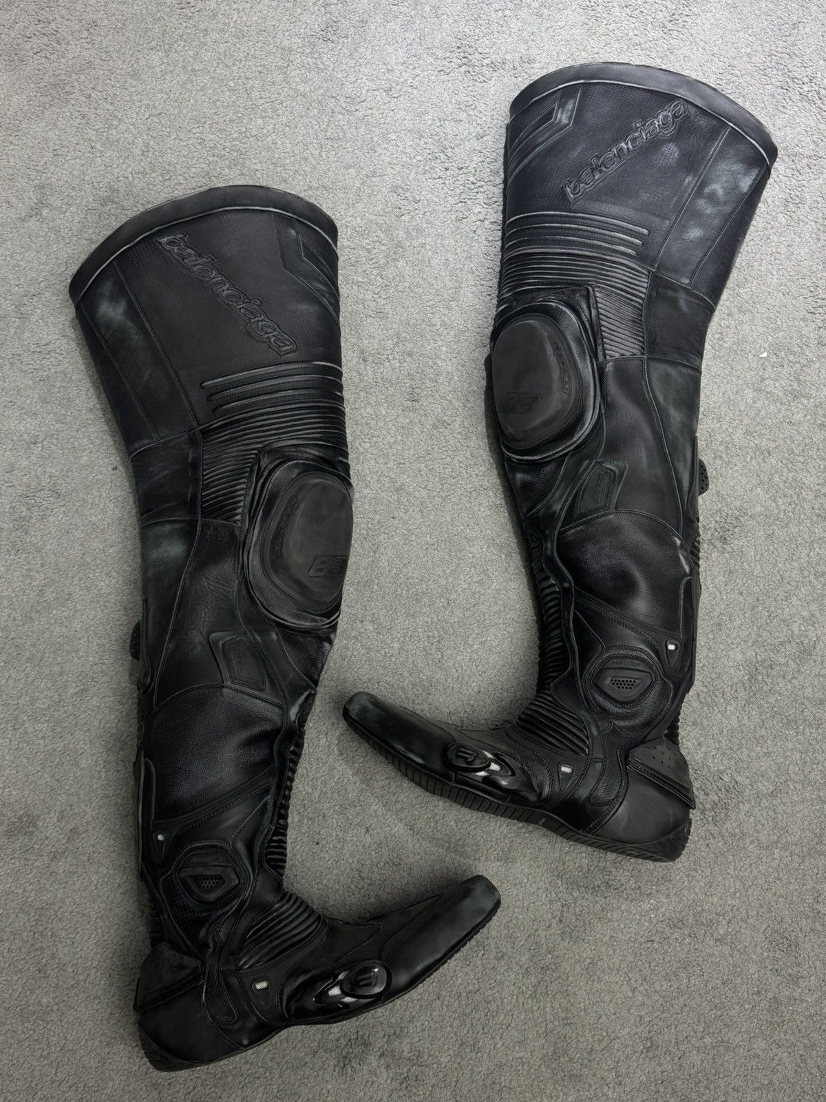 Balenciaga Balenciaga leather boots Size US 9 / EU 42 - 1 Thumbnail