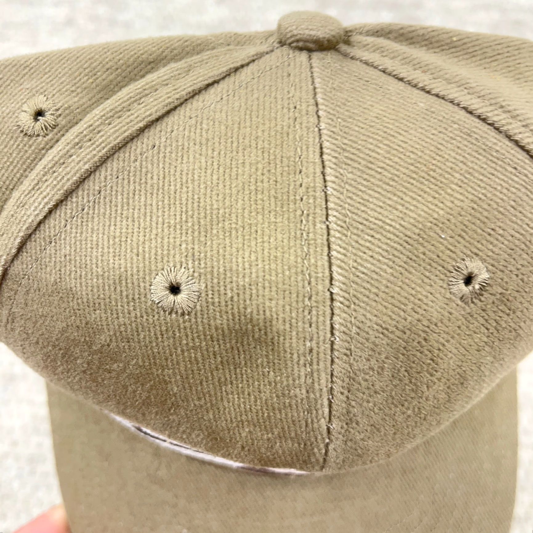 Nike VINTAGE Nike Hat Cap Snapback Brown Tan Swoosh Spell Out 90s Taiwan Rare Khaki Mens One Size Brown Nike Hat Snapback 90s Taiwan Rare Khaki Size ONE SIZE - 5 Thumbnail