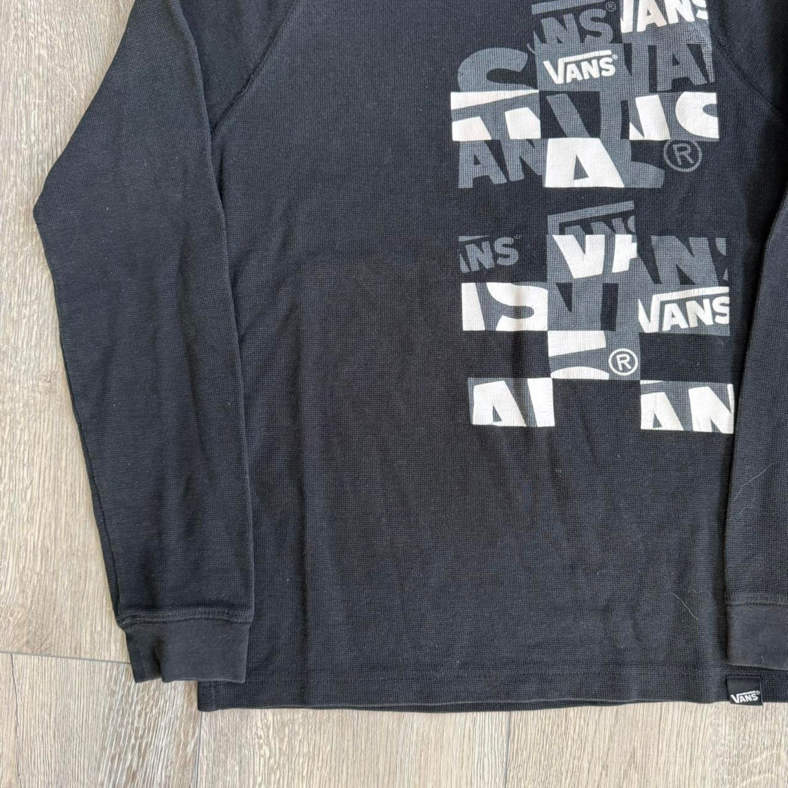 Vans Vintage y2k vans thermal long sleeve Size US M / EU 48-50 / 2 - 4 Thumbnail