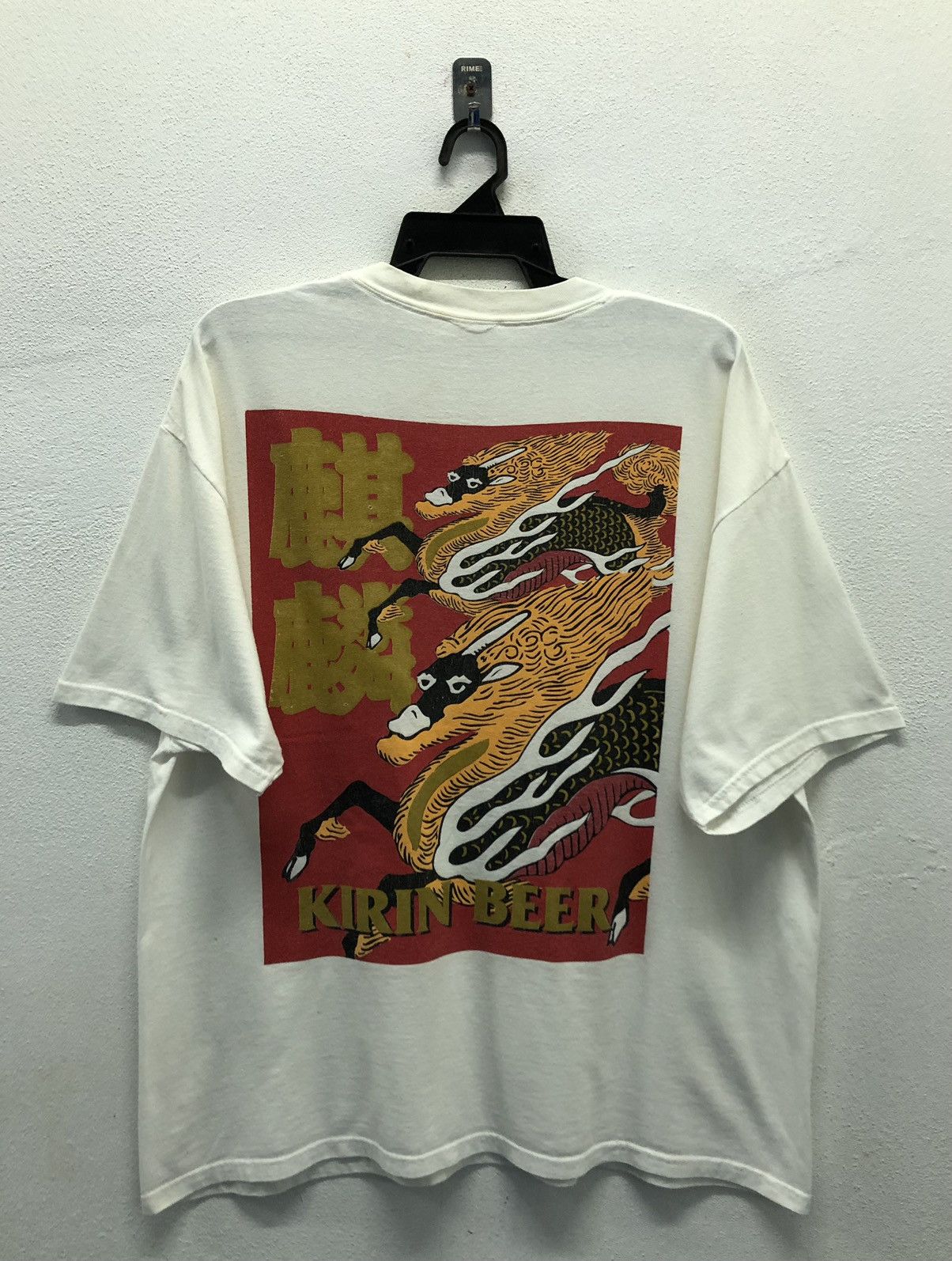 Vintage Vintage Kirin Beer T-Shirt Size US XL / EU 56 / 4 - 1 Thumbnail