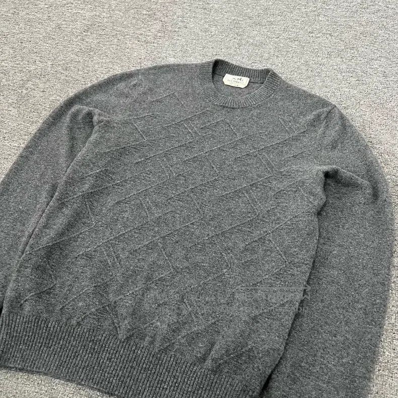 Hermes Hermes FW23 Cashmere Grey Crewneck Knit Sweater Size US XS / EU 42 / 0 - 4 Thumbnail