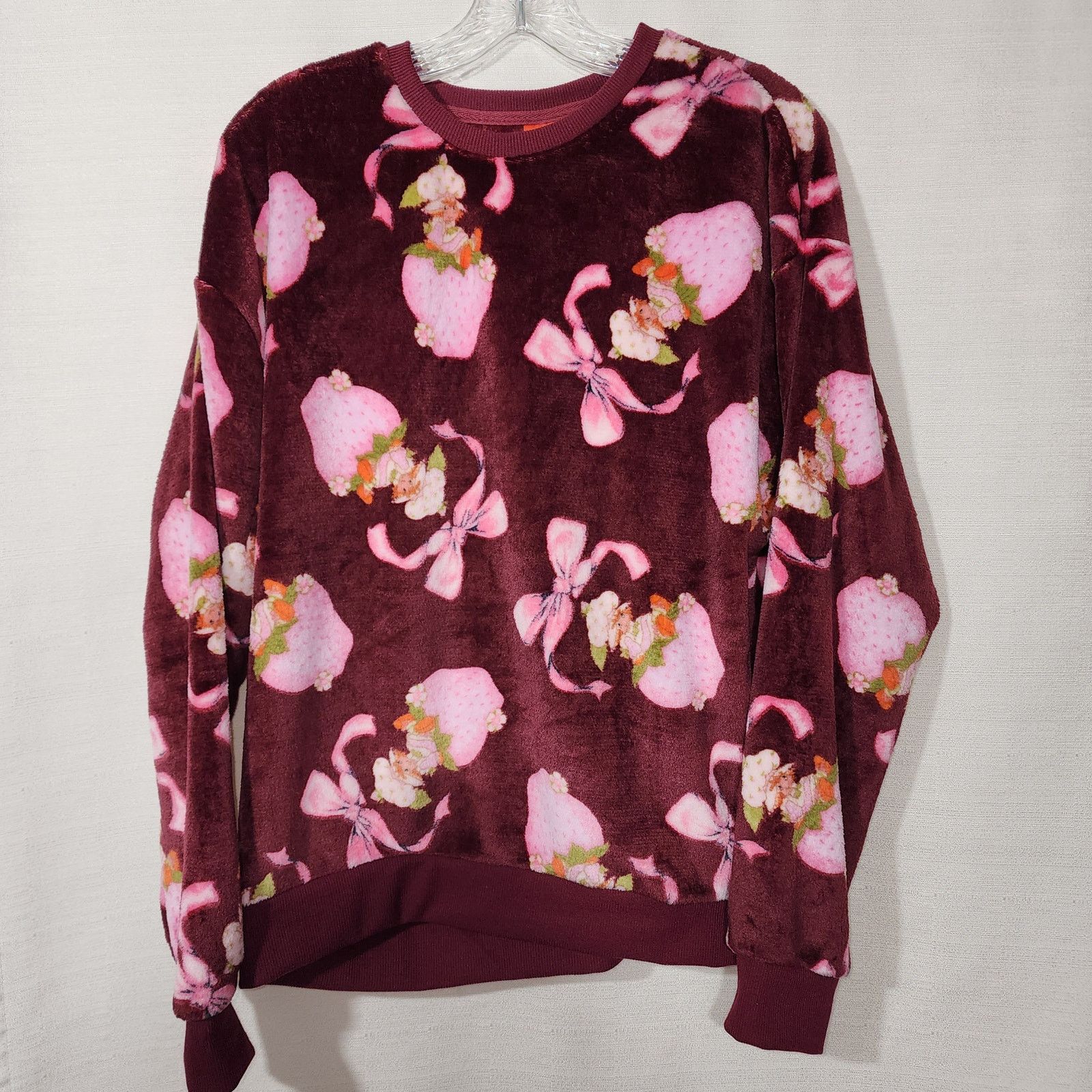 Strawberry Strawberry shortcake fleece sweatshirt women's size small Size S / US 4 / IT 40 - 4 Thumbnail