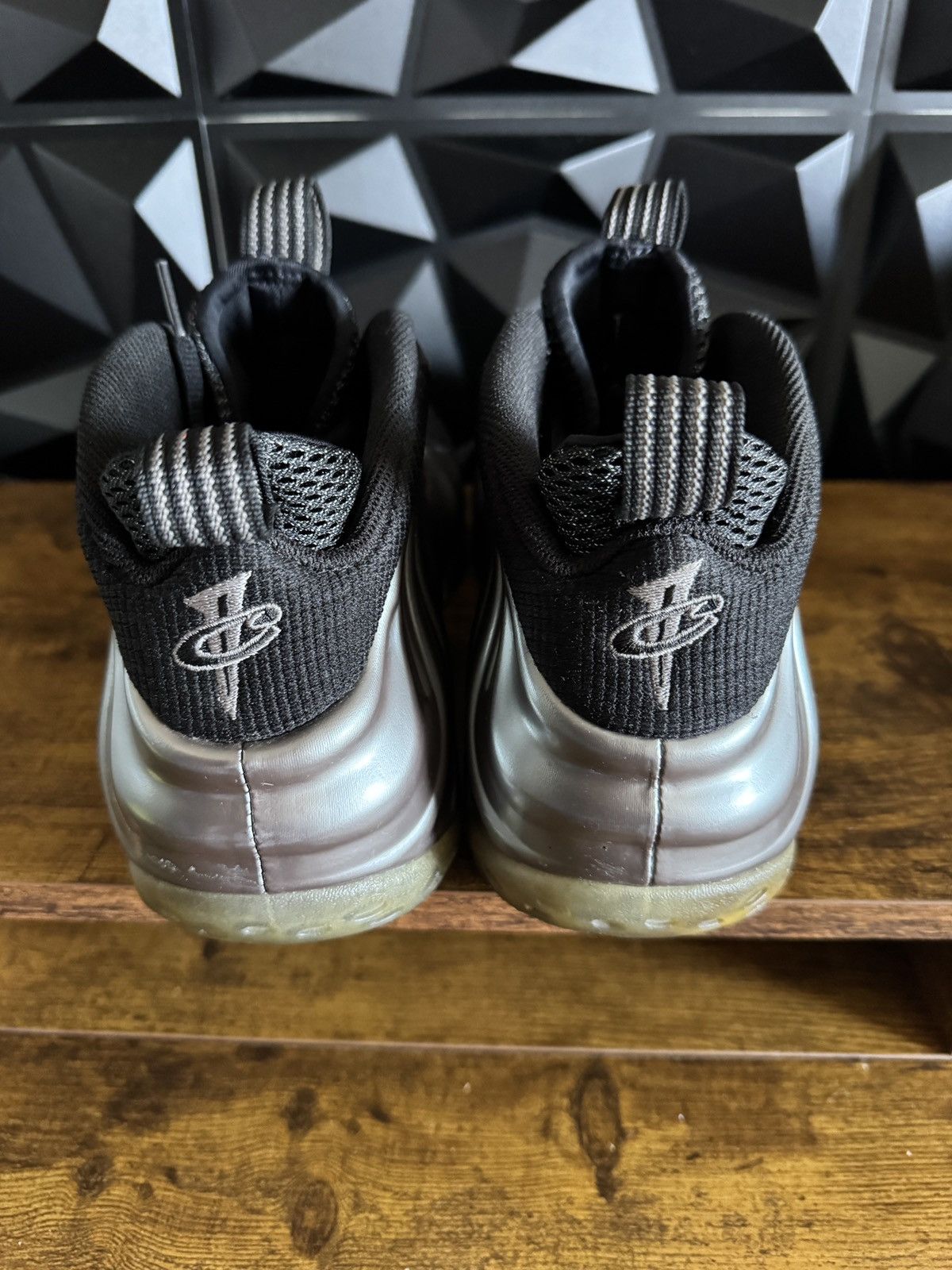 Nike Nike Foamposites 2 Shoes Bundle Size US 10 / EU 43 - 13 Thumbnail
