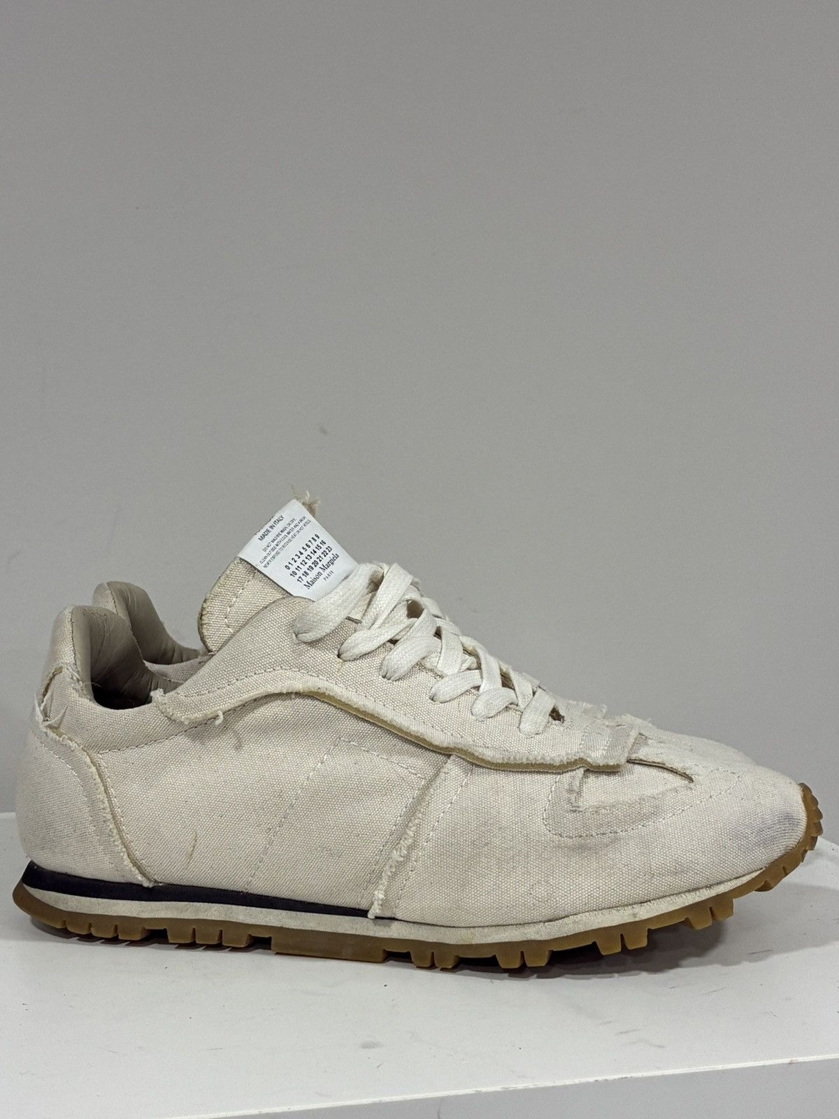 Maison Margiela Maison Margiela Sneaker 40.5 euro 7.5 USA Size US 7.5 / EU 40-41 - 1 Thumbnail