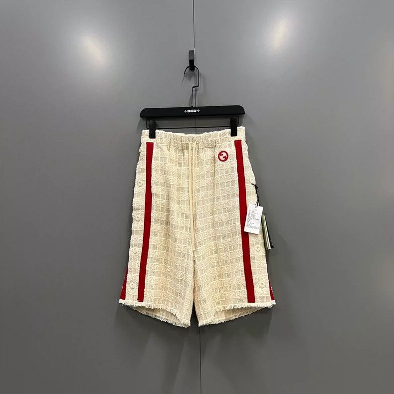 Gucci Striped contrast print shorts