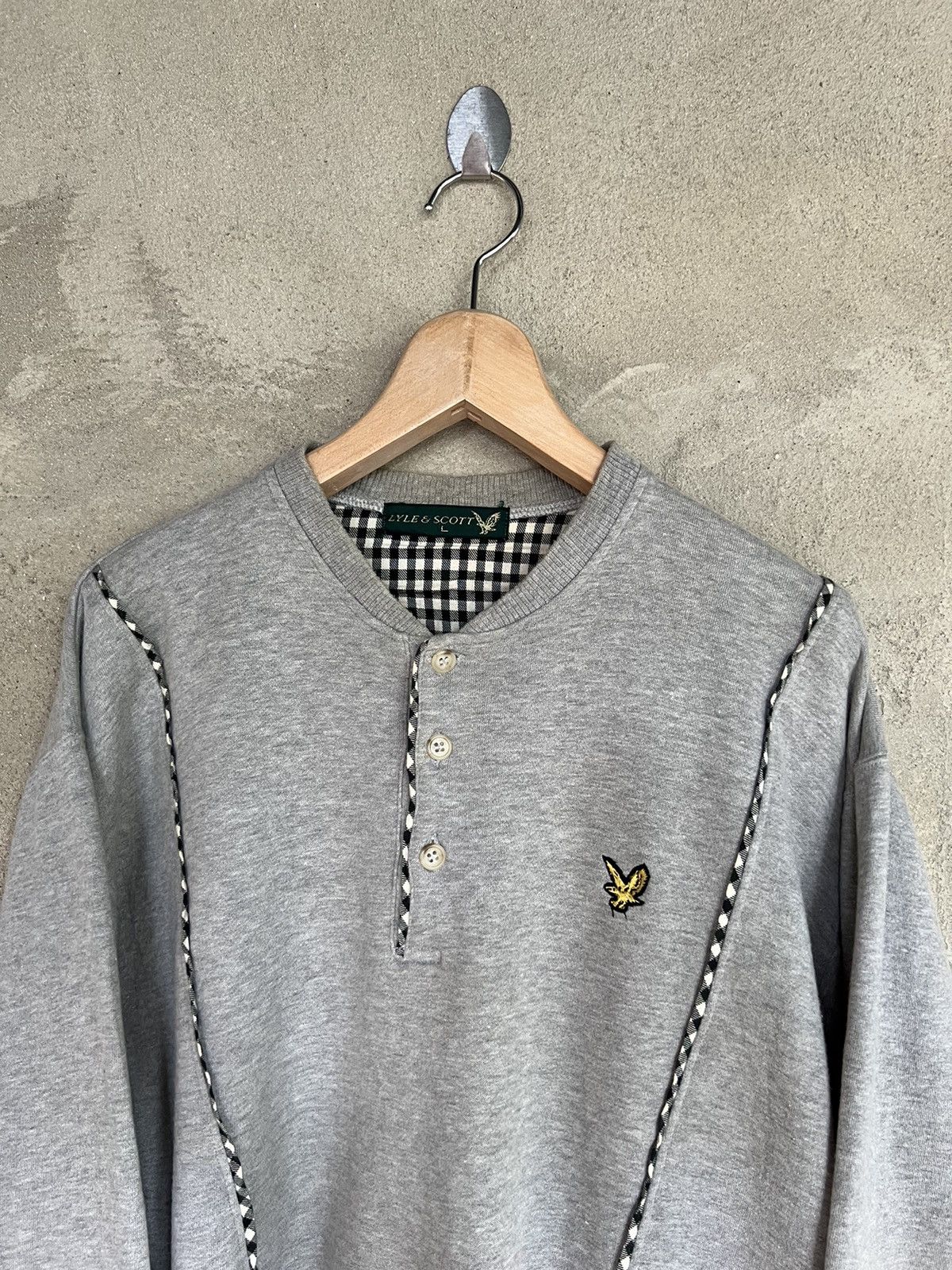 Lyle & Scott Vintage Lyle&Scott Small Logo Sweatshirt Size US L / EU 52-54 / 3 - 3 Thumbnail