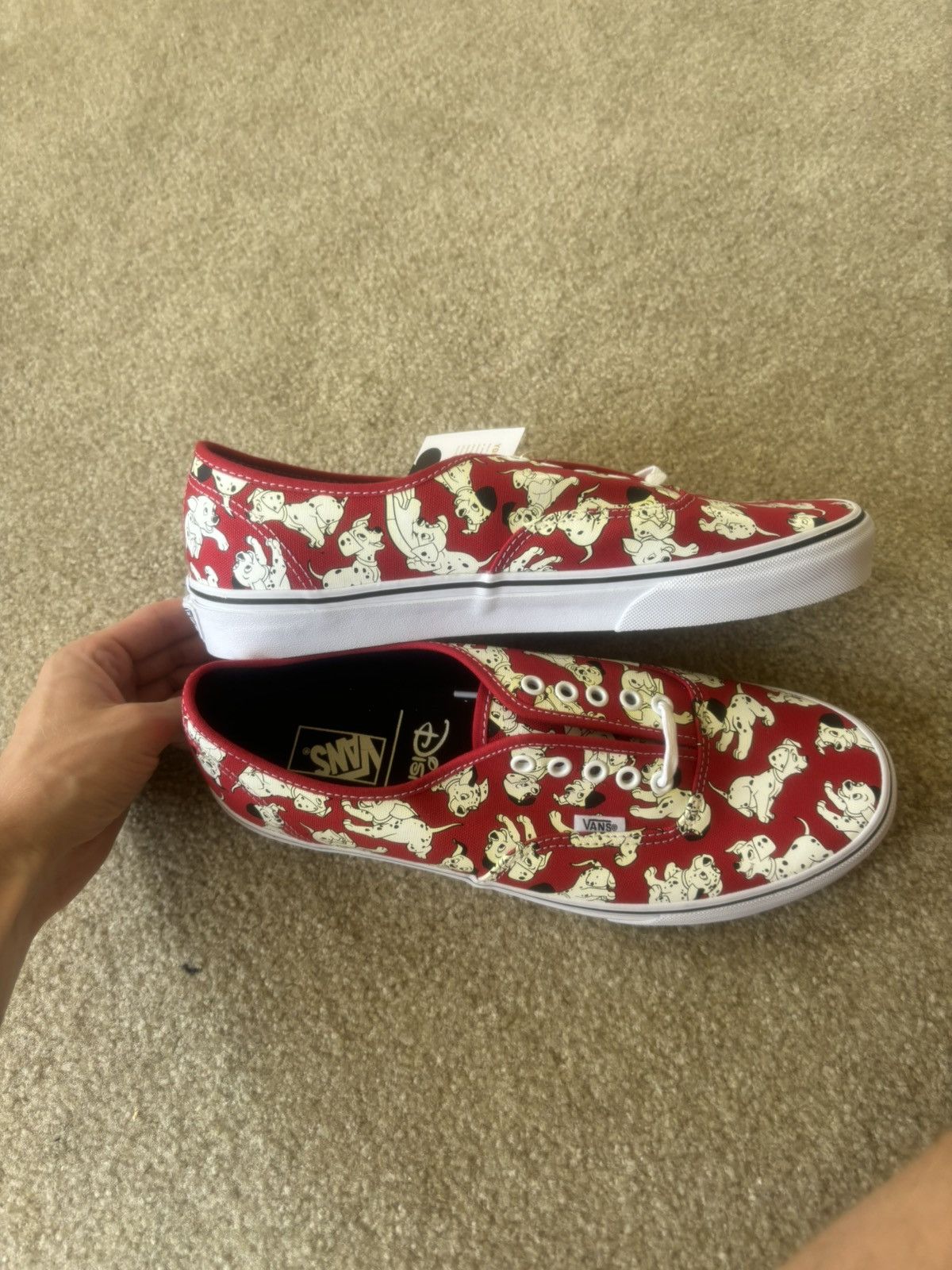 Disney × Vans Vans X Disney Authentic 101 Dalmatians Size US 11 / EU 44 - 10 Thumbnail