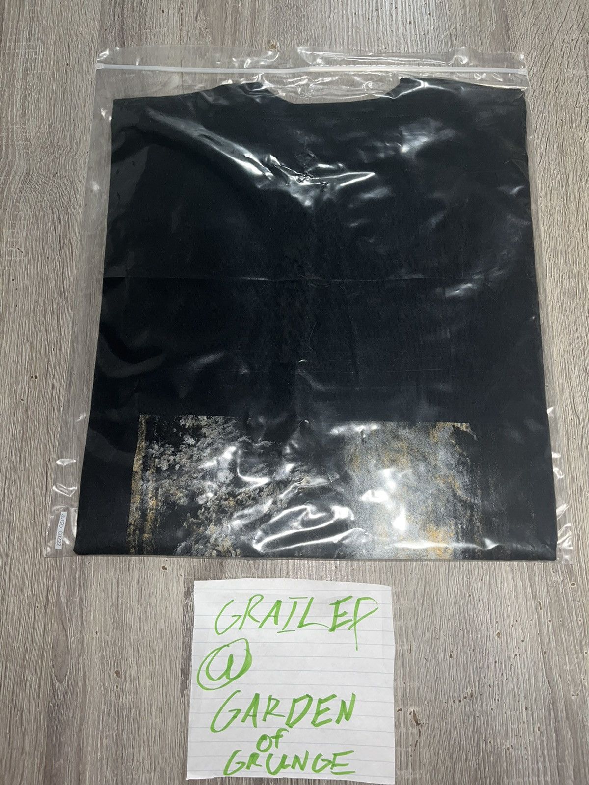 Revenge Revenge “Angels Kiss” Black Tee Size US L / EU 52-54 / 3 - 4 Thumbnail