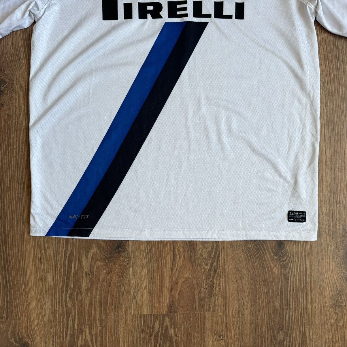 Nike Inter Milan FC 2011/12 Away Shirt Jersey Nike Mens XL Size US XL / EU 56 / 4 - 3 Thumbnail