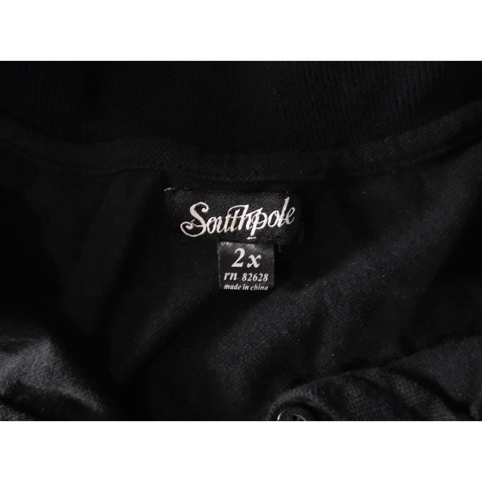 Southpole Southpole Polo Shirt 2X Plus Black Womens Casual Short Sleeve Crew Neck Pullover Cotton Linen Rayon Button Basic Classic Womens Size XXL / US 16-18 / IT 52-54 - 4 Thumbnail
