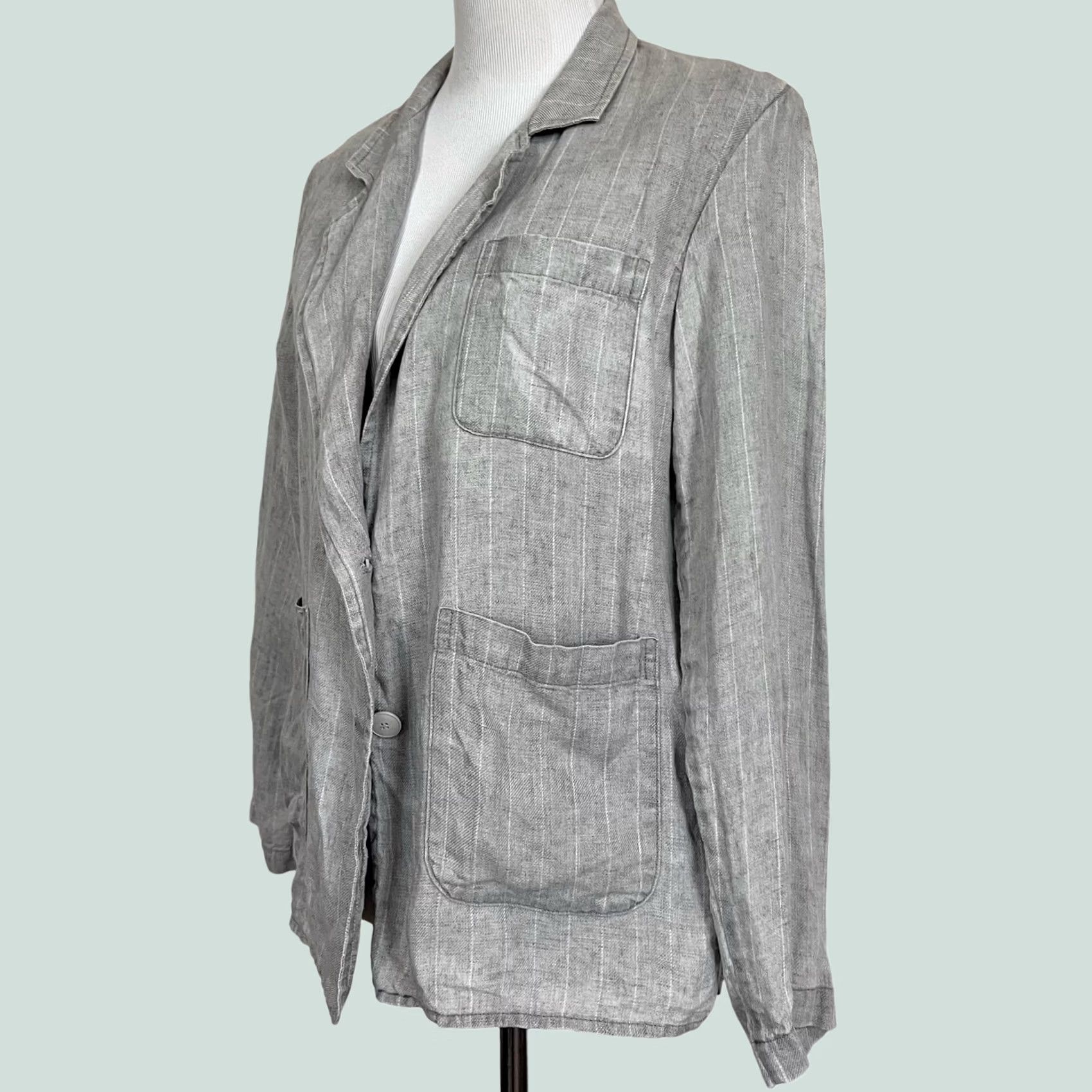 Vintage Sibel Saral Blazer Shirt Women’s Linen Gray Pinstripe Pockets Sz M Long Sleeve Button Front Back Slit Vintage? Size M / US 6-8 / IT 42-44 - 1 Thumbnail