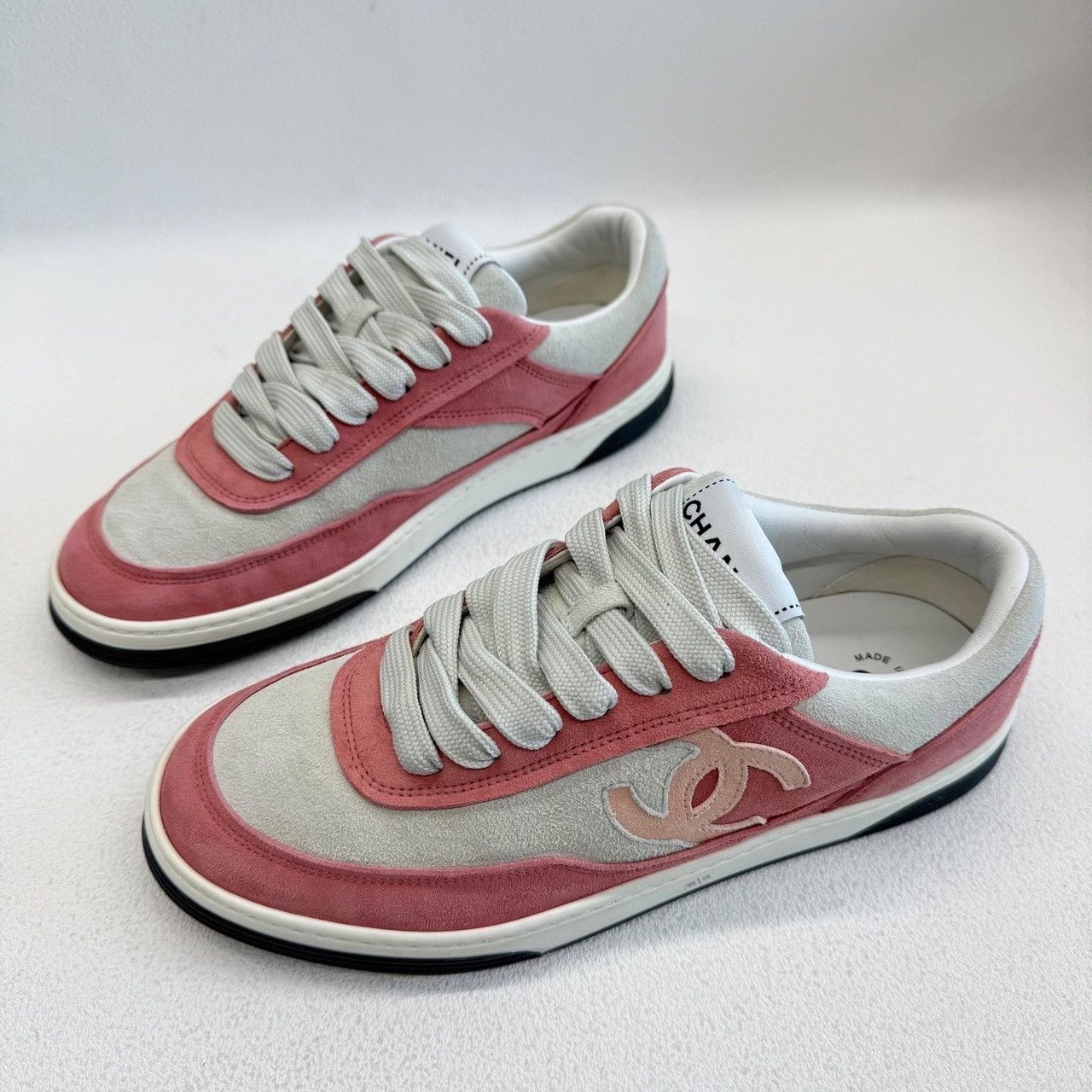 Chanel Chanel Pink Lowtop Sneakers us_6-5 Women Size US 6.5 / IT 36.5 - 1 Thumbnail