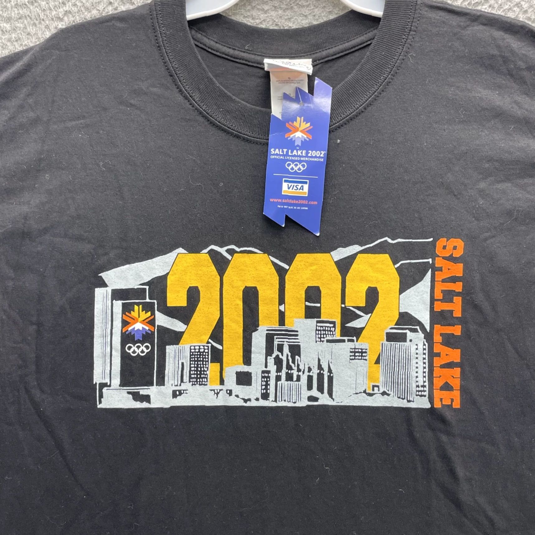 Vintage VINTAGE Salt Lake 2002 Olypmics T-Shirt Large Sportswear Men Cotton Black 90s Y2K Graphic Print Short Sleeve Weathered Logo Sportswear Tee Size US L / EU 52-54 / 3 - 3 Thumbnail