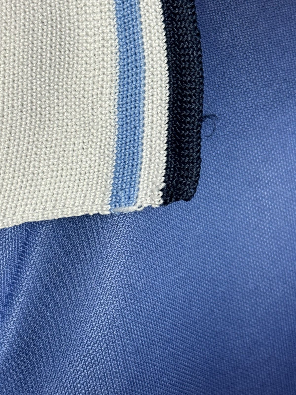 Other KIDS Dublin City 03/04 Home Football Jersey Size US S / EU 44-46 / 1 - 8 Thumbnail