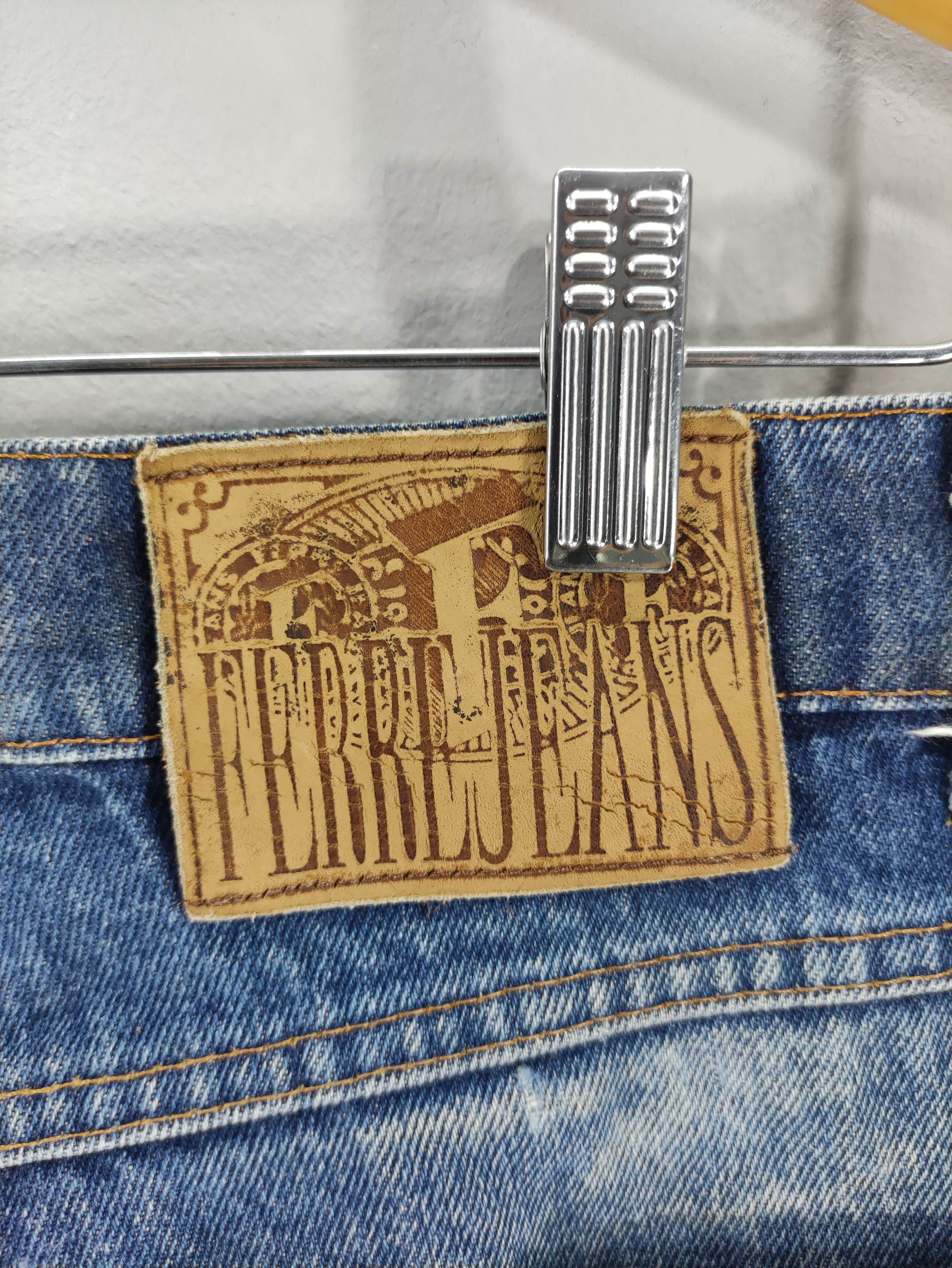 Ferre Vintage Ferre Distessed Denim Jeans Size US 32 / EU 48 - 9 Thumbnail