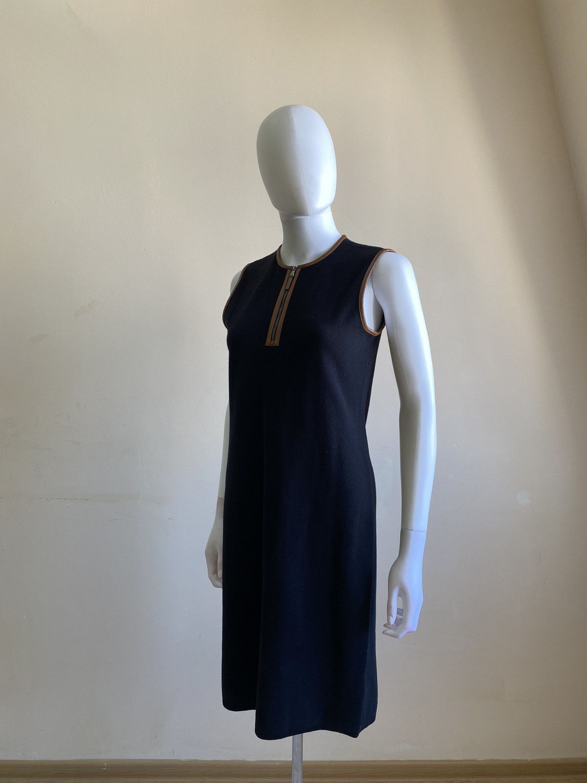 Lauren Ralph Lauren Lauren Ralph Lauren Leather Patch Round Neck Knit Dress Size S / US 4 / IT 40 - 6 Thumbnail