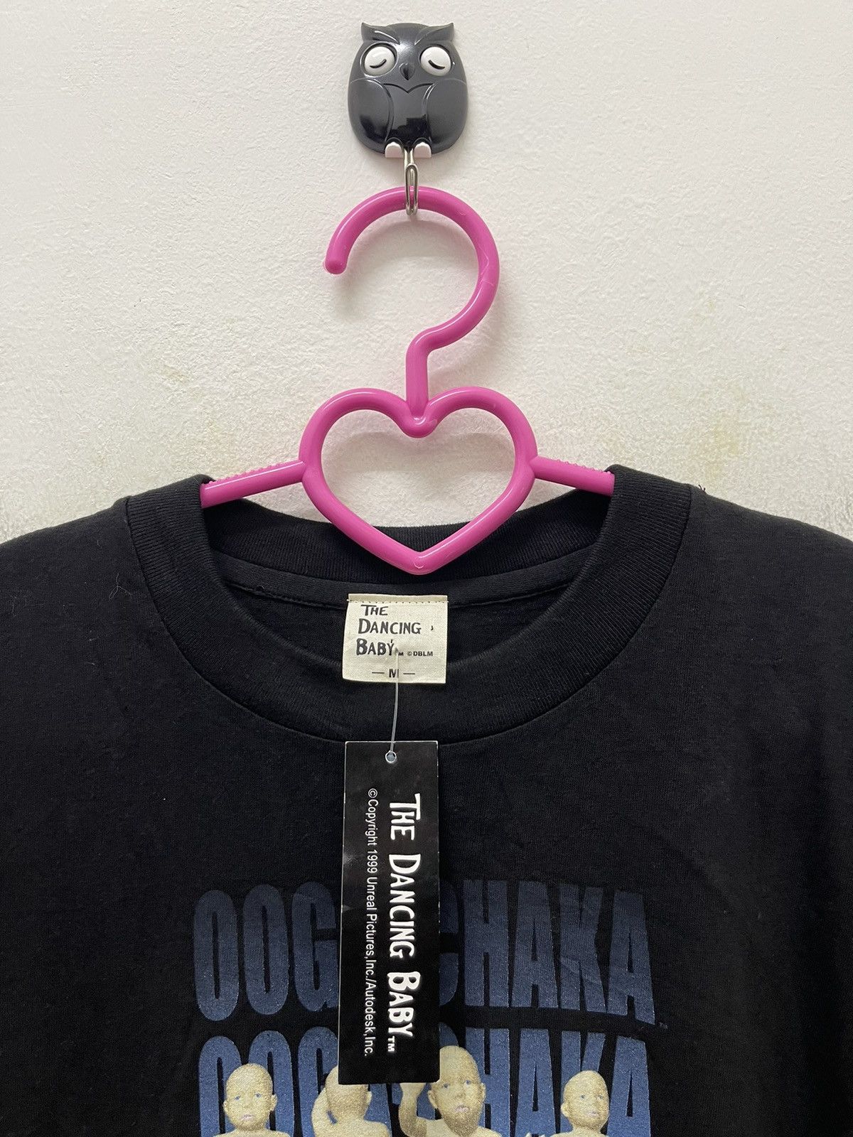 Band Tees Rare Vintage OOGA CHAKA The Dancing Baby 1999 Unreal Picture Size US M / EU 48-50 / 2 - 4 Thumbnail