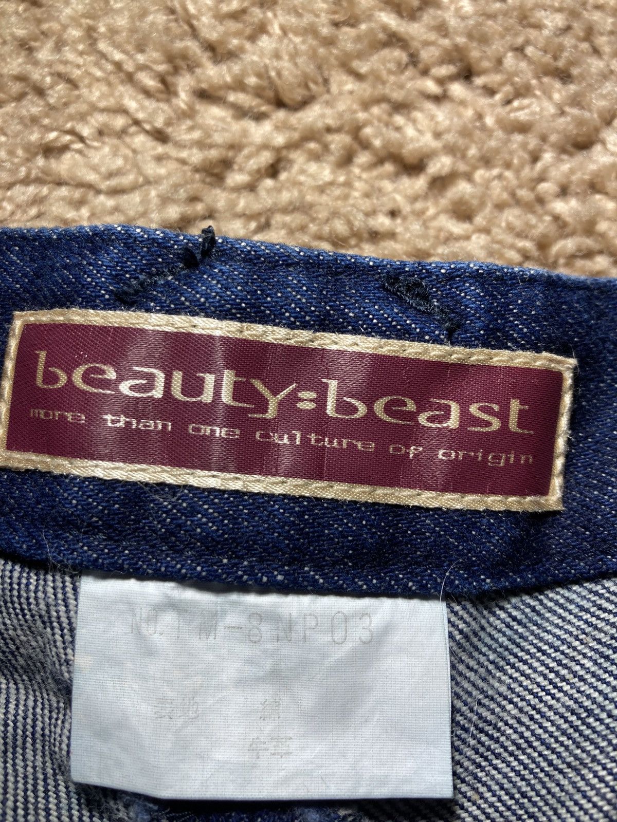 20471120 × Beauty Beast × Japanese Brand AW98 Beauty Beast Dark Knight Leather Denim Patchwork Shorts Size US 32 / EU 48 - 3 Thumbnail