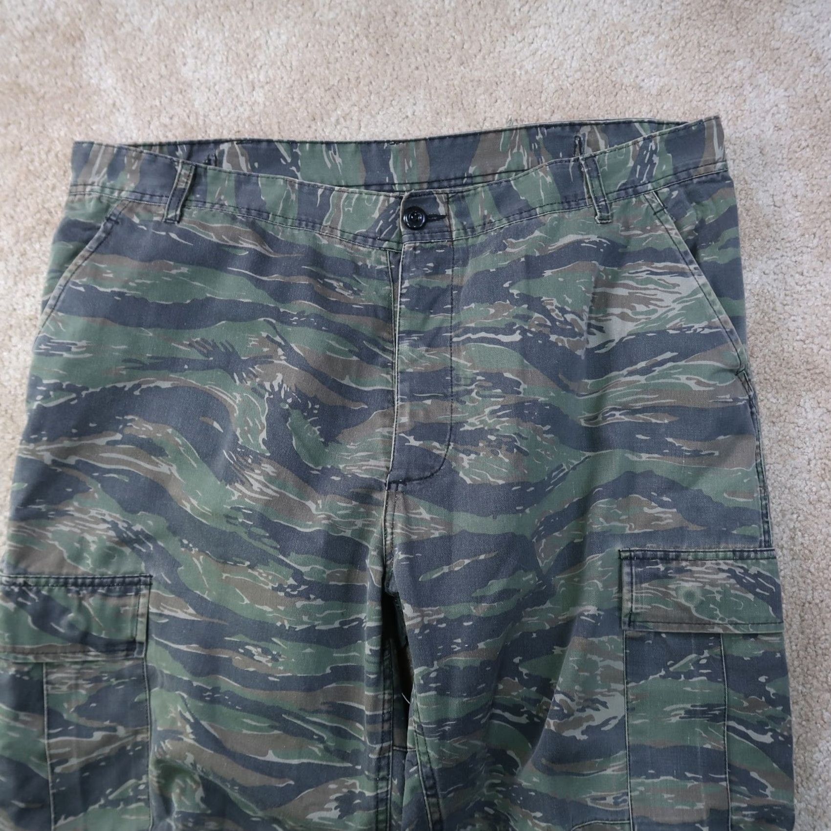 Rothco VINTAGE Rothco Cargo Pants Camouflage Green 42x31 XL 90s Army USA Mens Baggy Trousers Size US 42 / EU 58 - 3 Thumbnail