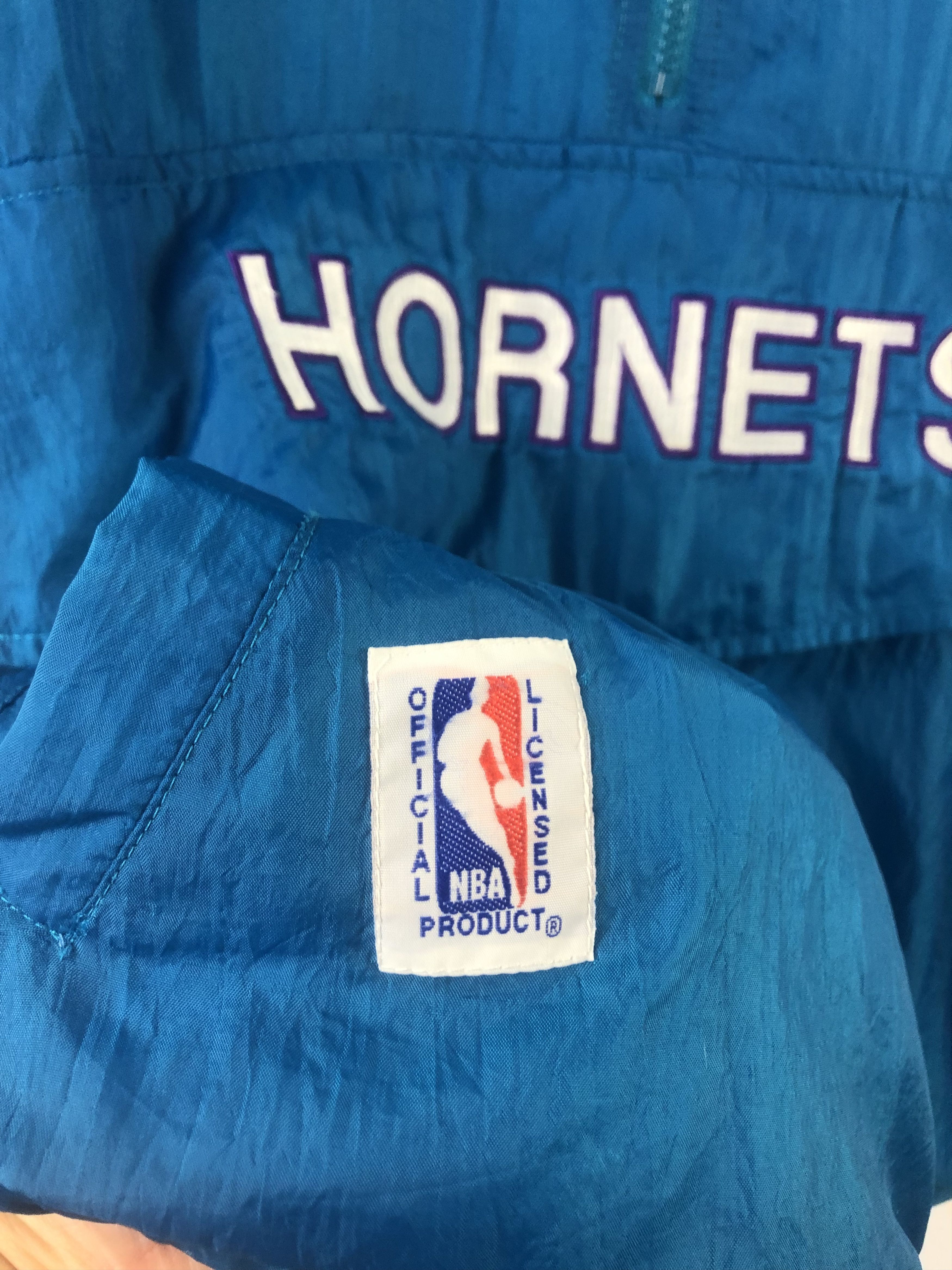 NBA Vintage 90's Charlotte Hornets NBA Spalding Jacket Blue Rare Size US XL / EU 56 / 4 - 14 Thumbnail