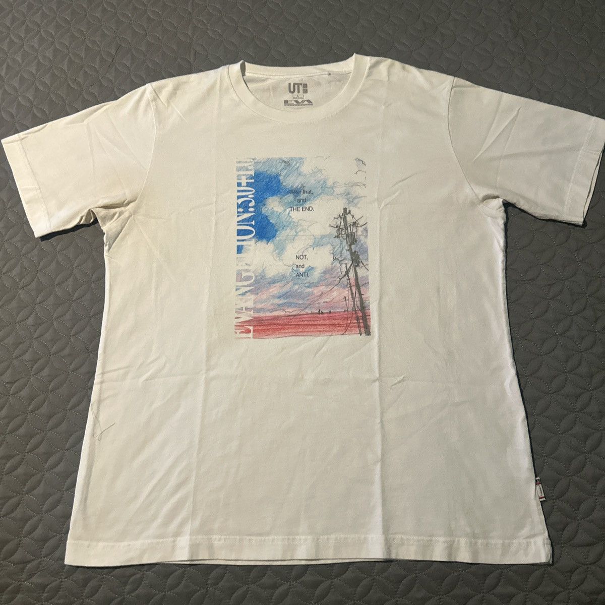 Uniqlo Evangelion uniqlo 3.0+1.0 movie shirt Size US L / EU 52-54 / 3 - 1 Thumbnail