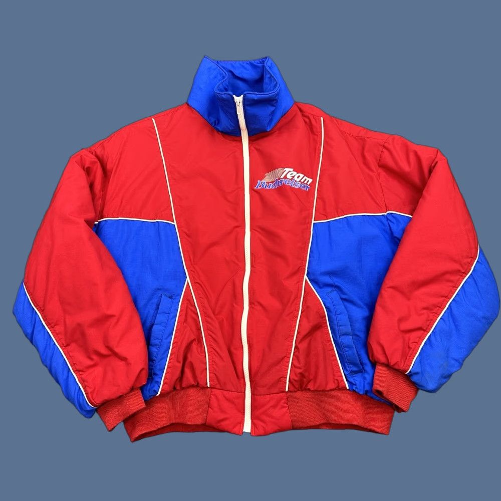 Budweiser VINTAGE Budweiser NASCAR Jacket Mens L Red Bomber Insulated Nylon Zip 80s USA Crew Neck Stand-Up Pockets Quilted Logo Outdoor Racing Classic Men Size US L / EU 52-54 / 3 - 1 Thumbnail