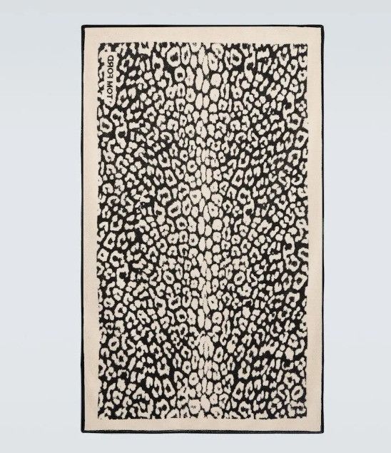 Tom Ford o1rshd1 Size: OS / Towel in Leopard Brown Size ONE SIZE - 1 Thumbnail