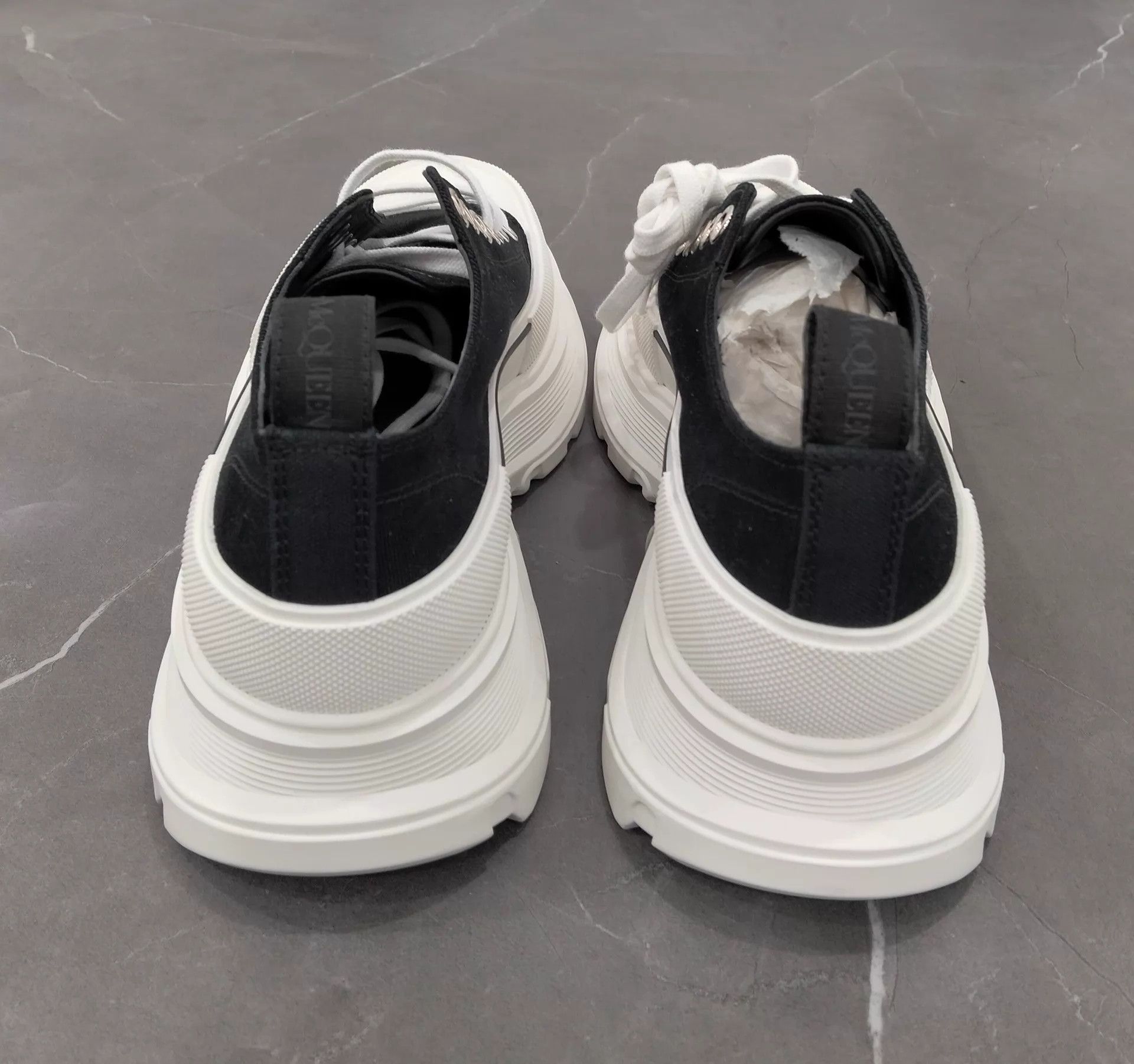 Alexander McQueen Alexander McQueen Tread Slick Canvas Ankle 40.5 Size US 7.5 / EU 40-41 - 5 Thumbnail