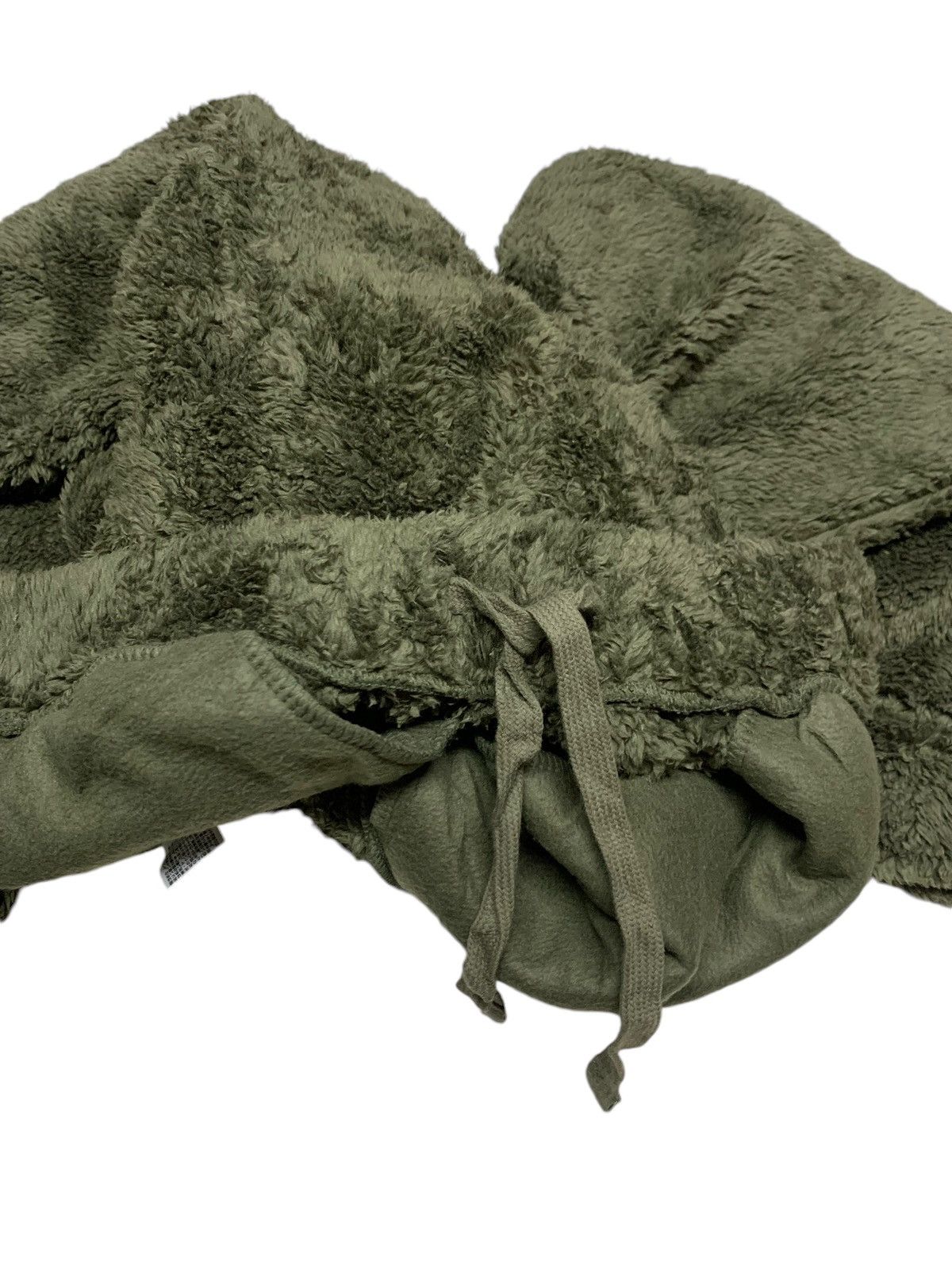 GU × Japanese Brand × Undercover Gu x undercover fleece jacket size l Size US L / EU 52-54 / 3 - 3 Thumbnail