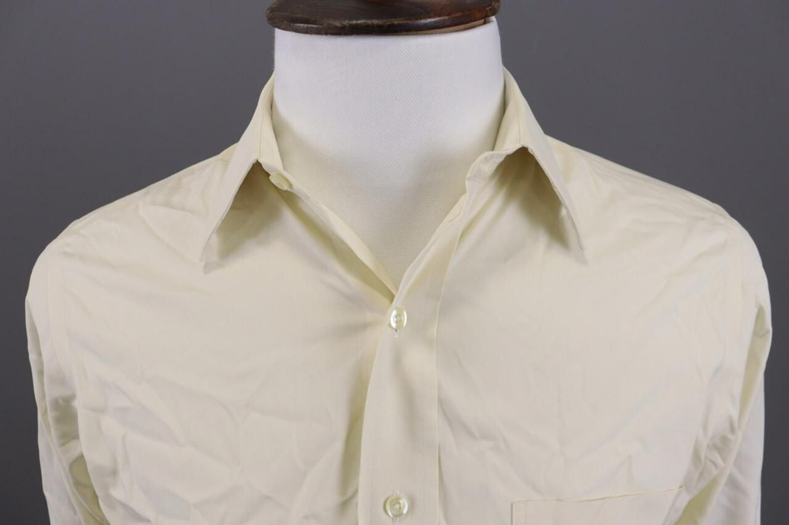 Brooks Brothers Brooks Brothers Yellow Button Down Dress Shirt Size 14 / 32 Size US M / EU 48-50 / 2 - 7 Thumbnail