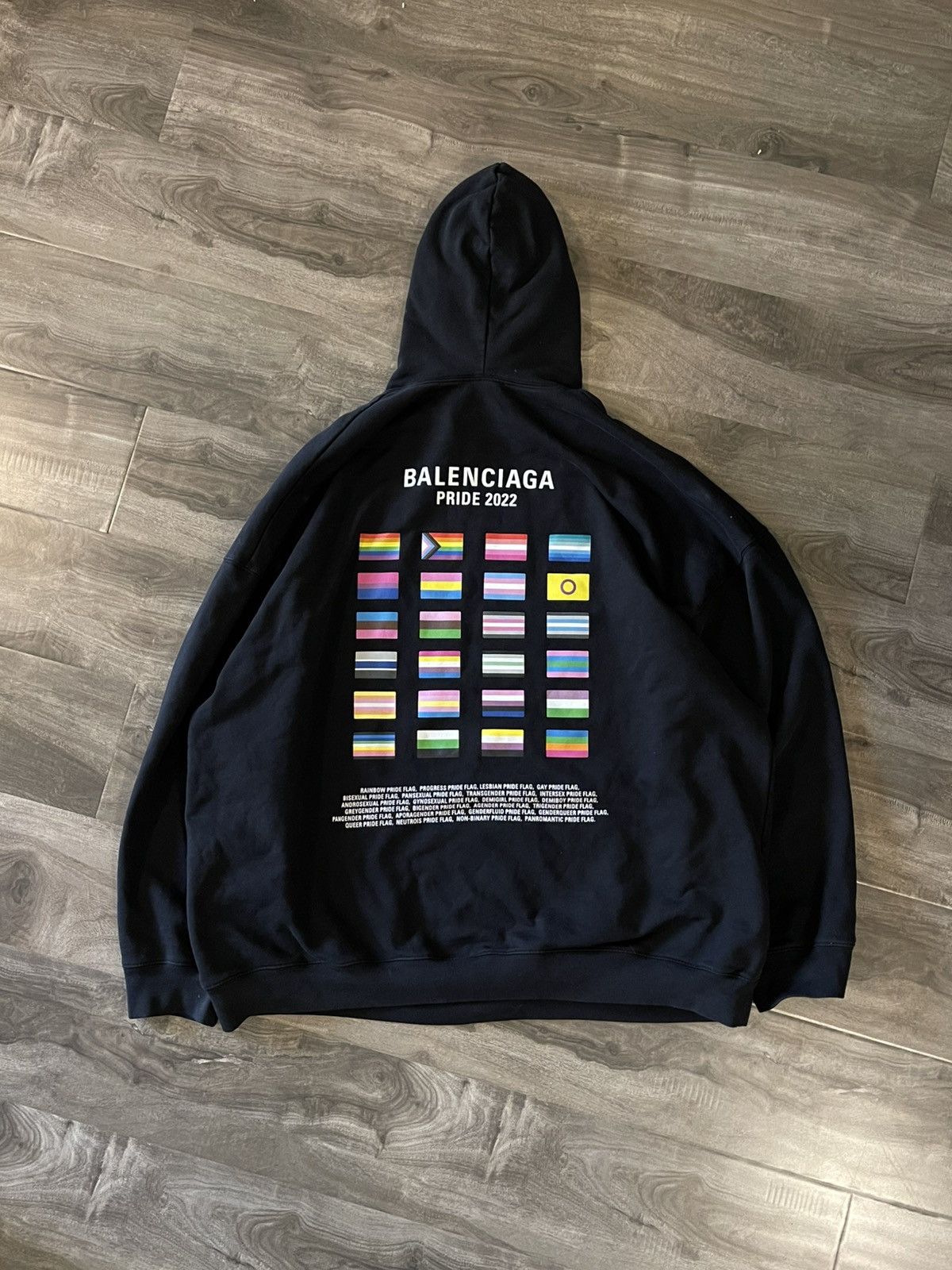Balenciaga Balenciaga 2022 Pride Oversized Hoodie Size US S / EU 44-46 / 1 - 3 Thumbnail