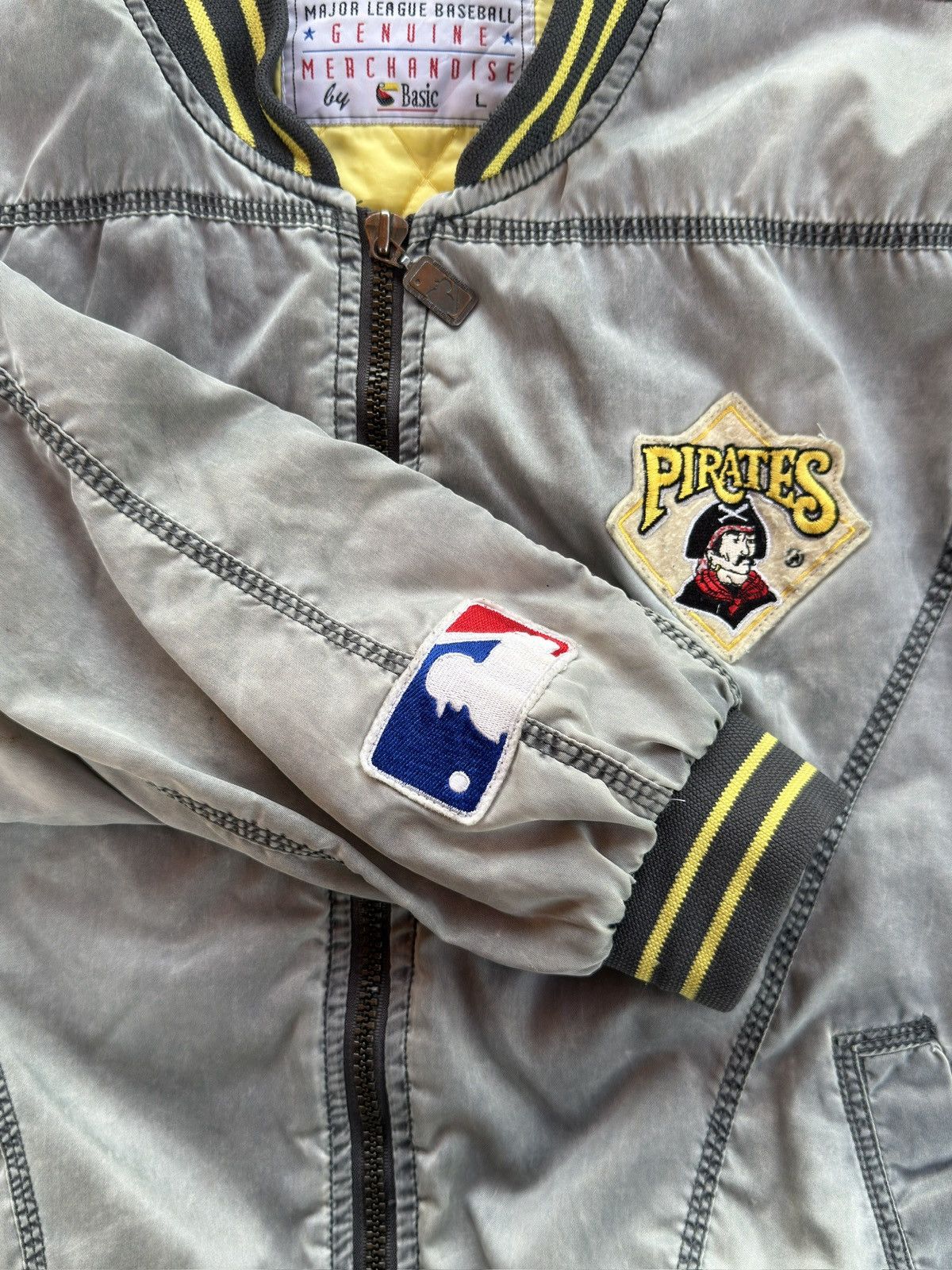 MLB × Vintage Vintage 1990s Pirates Pittsburgh MLB Jacket Size US L / EU 52-54 / 3 - 7 Thumbnail