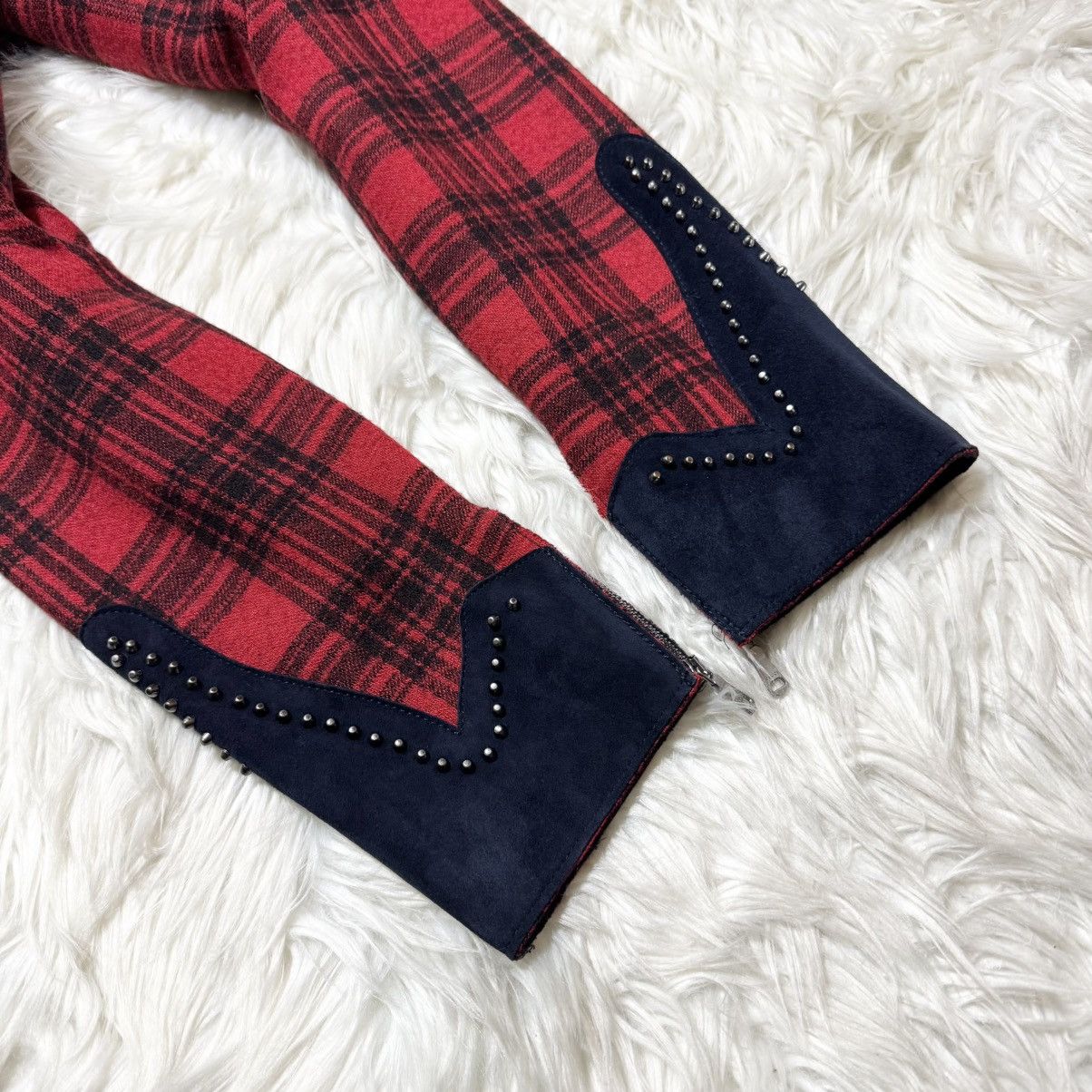 Gucci Gucci decorative piping, suede leather switching Sweater Size US S / EU 44-46 / 1 - 13 Thumbnail